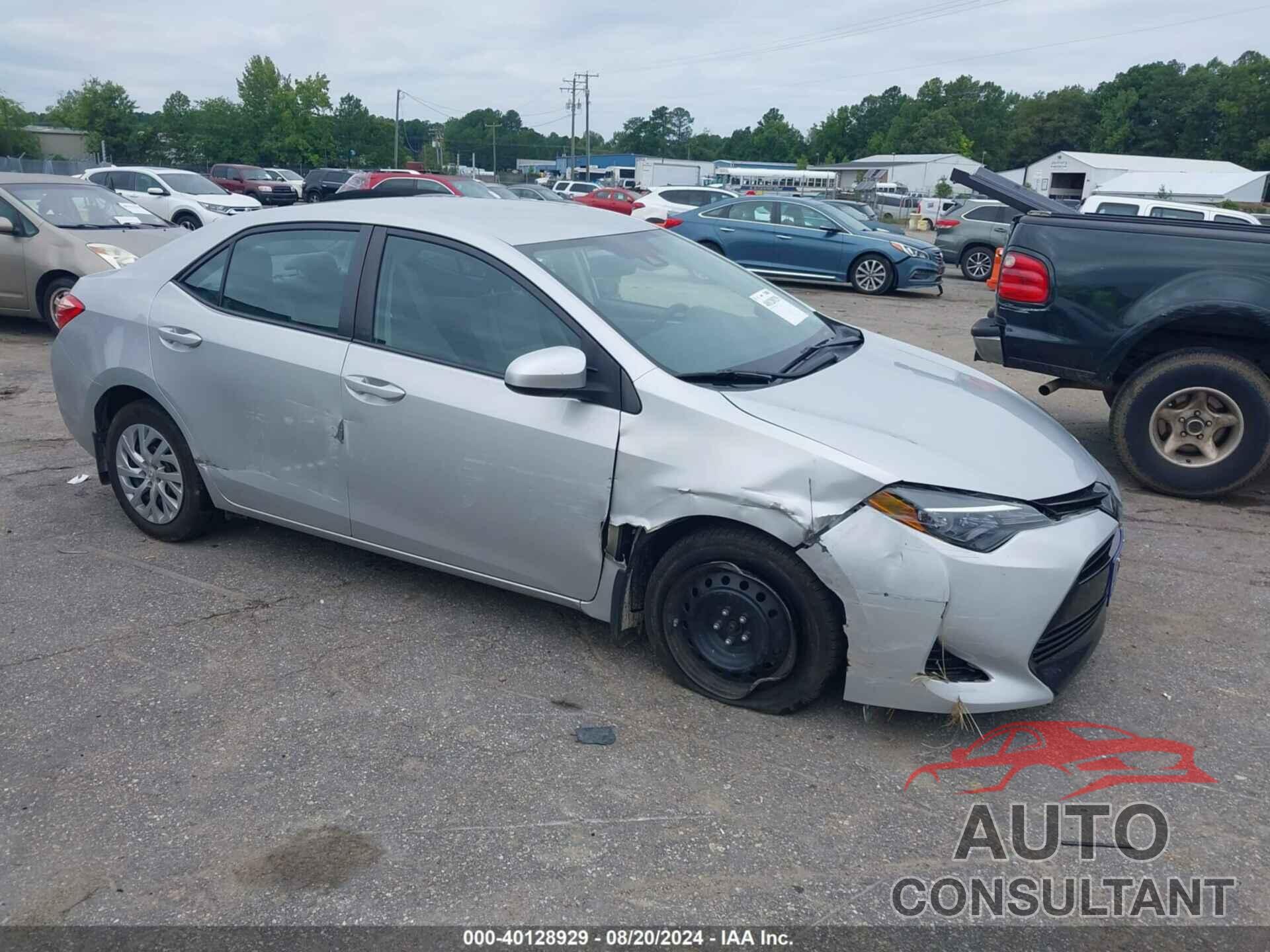 TOYOTA COROLLA 2018 - 2T1BURHE9JC020403