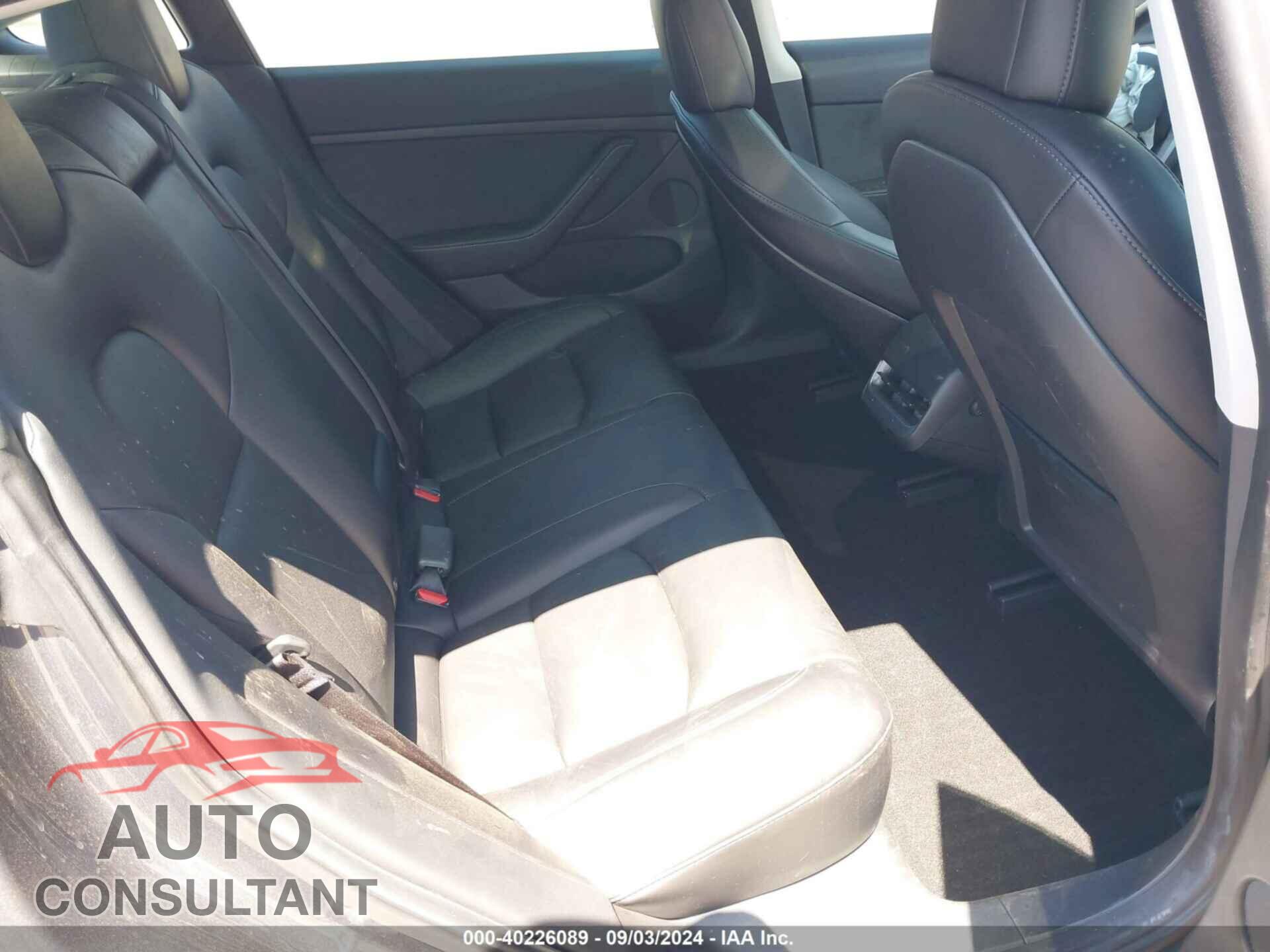 TESLA MODEL 3 2022 - 5YJ3E1EB9NF184247