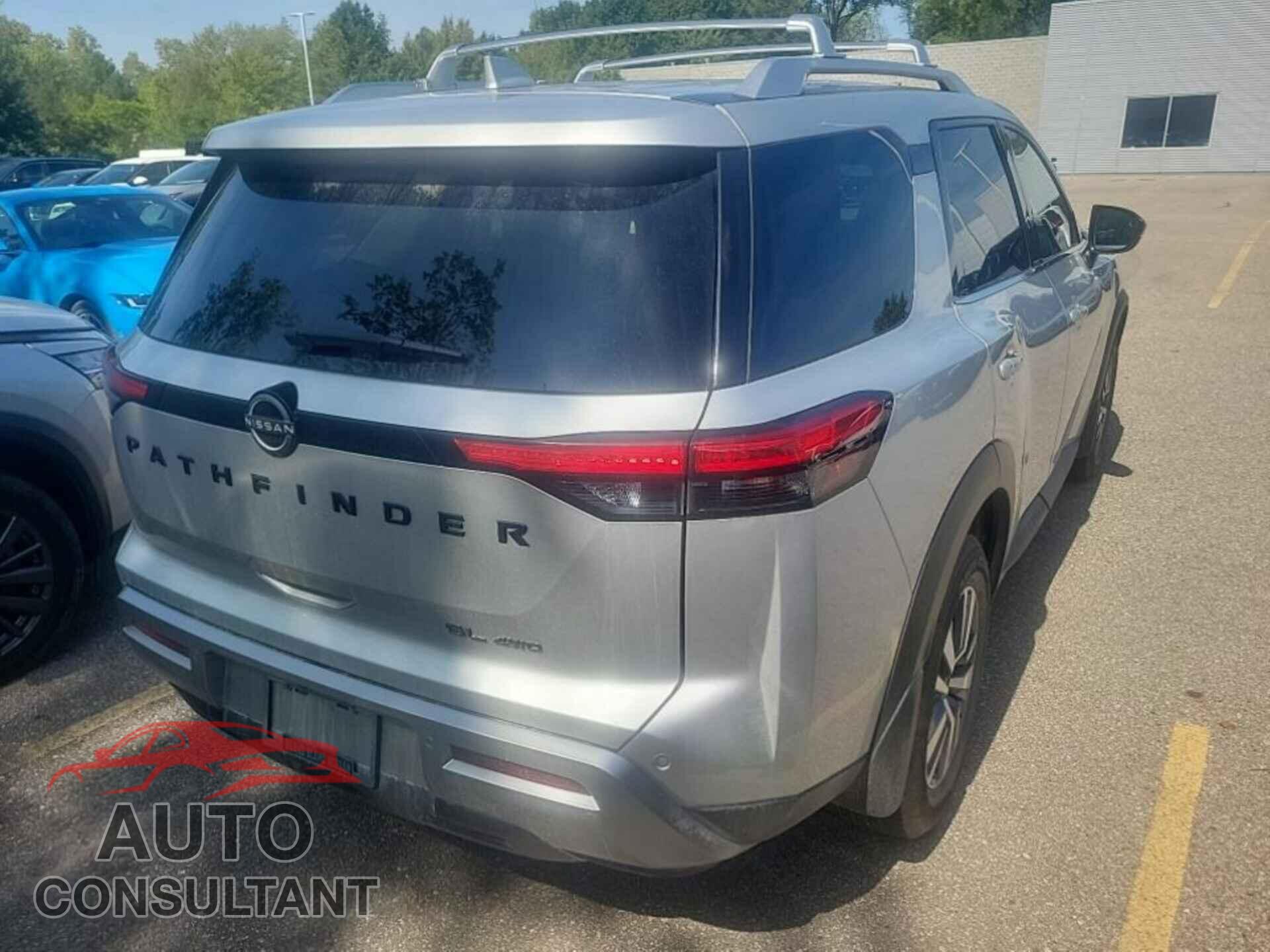 NISSAN PATHFINDER 2023 - 5N1DR3CC2PC241156
