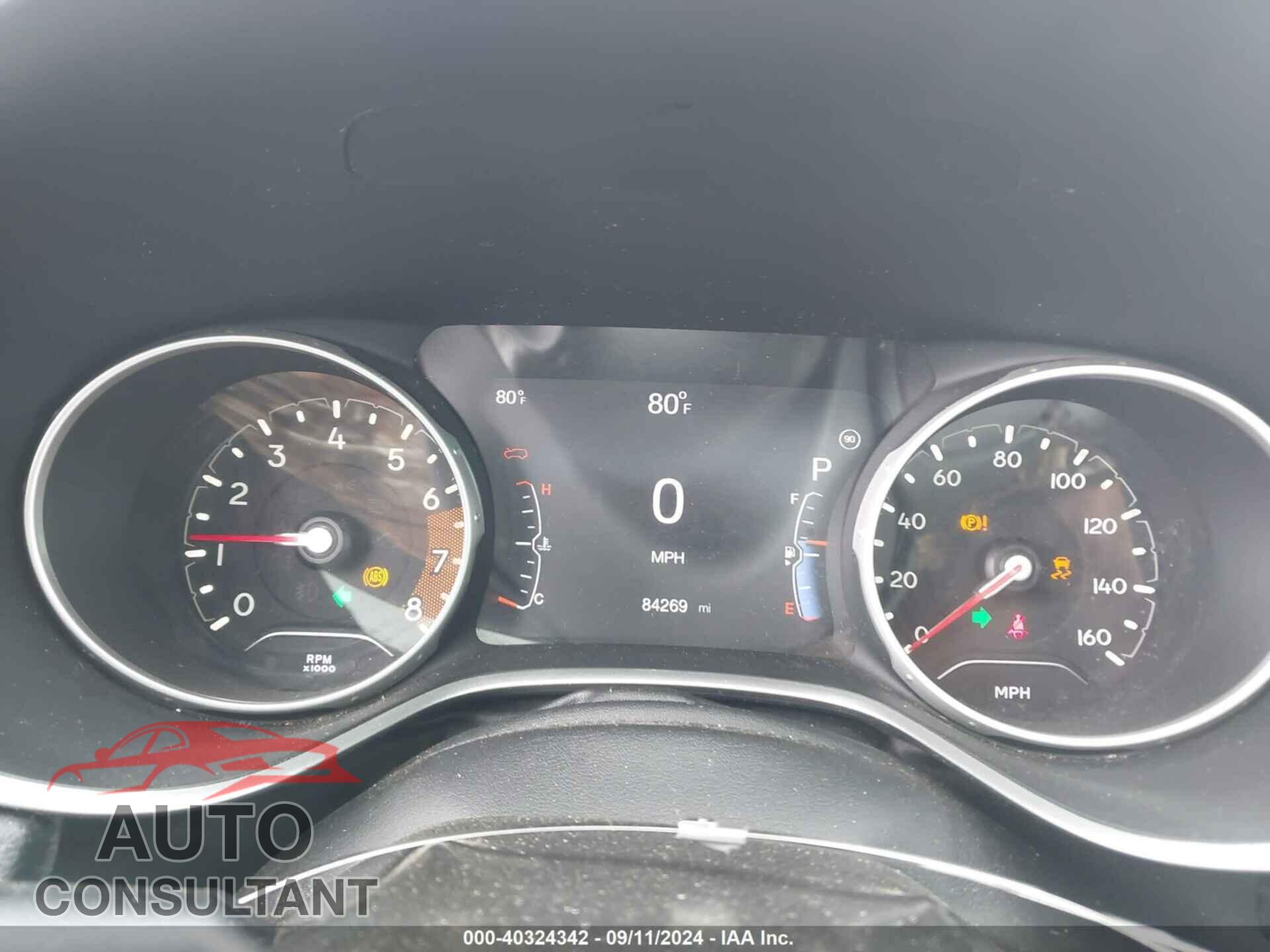 JEEP COMPASS 2019 - 3C4NJDCB2KT638344