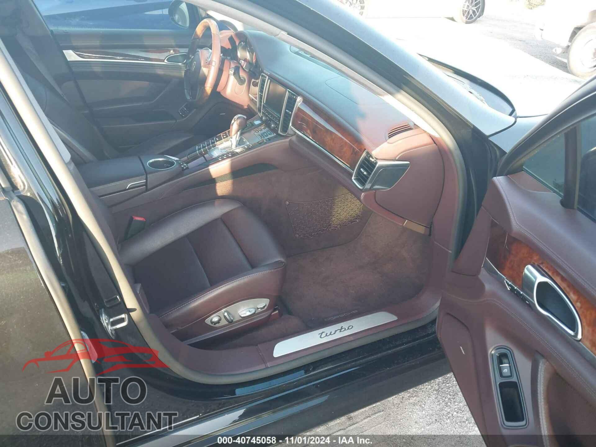 PORSCHE PANAMERA 2012 - WP0AC2A72CL090077