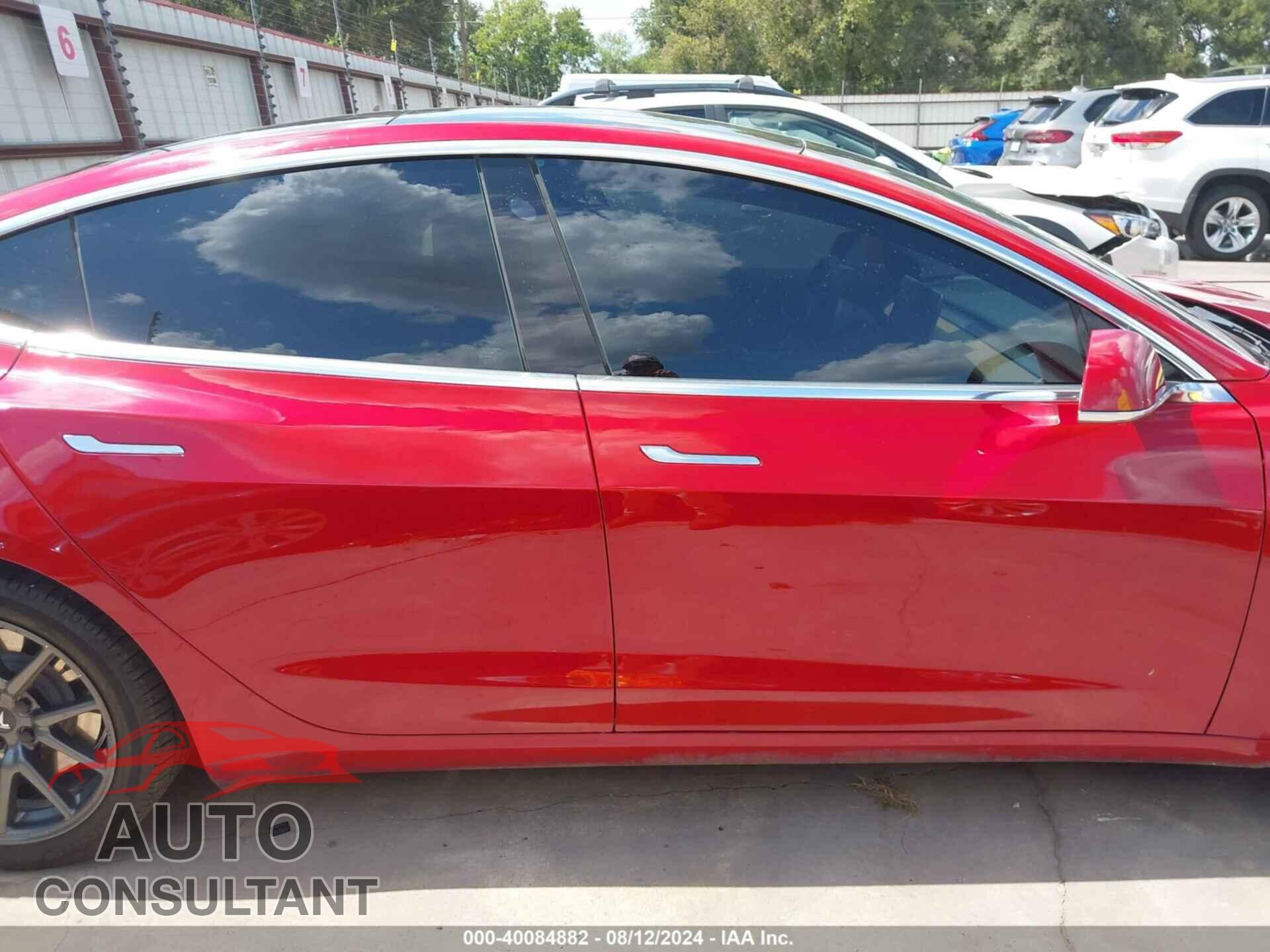 TESLA MODEL 3 2019 - 5YJ3E1EB0KF442070