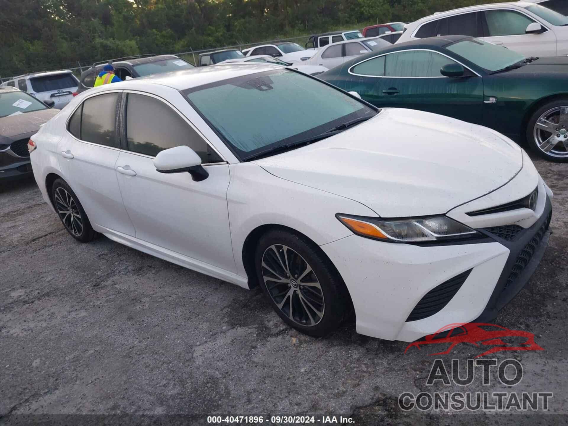 TOYOTA CAMRY 2019 - 4T1B11HK1KU788862