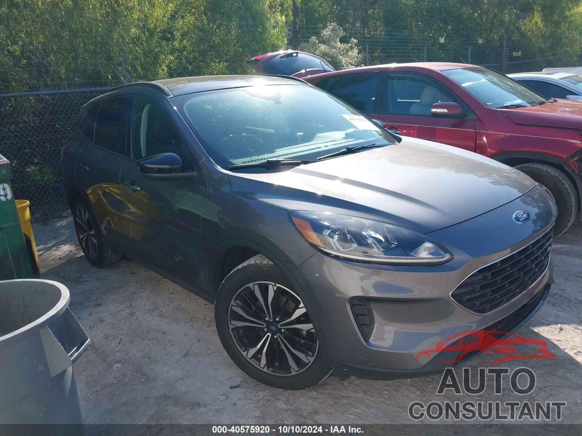 FORD ESCAPE 2022 - 1FMCU9G69NUB63581