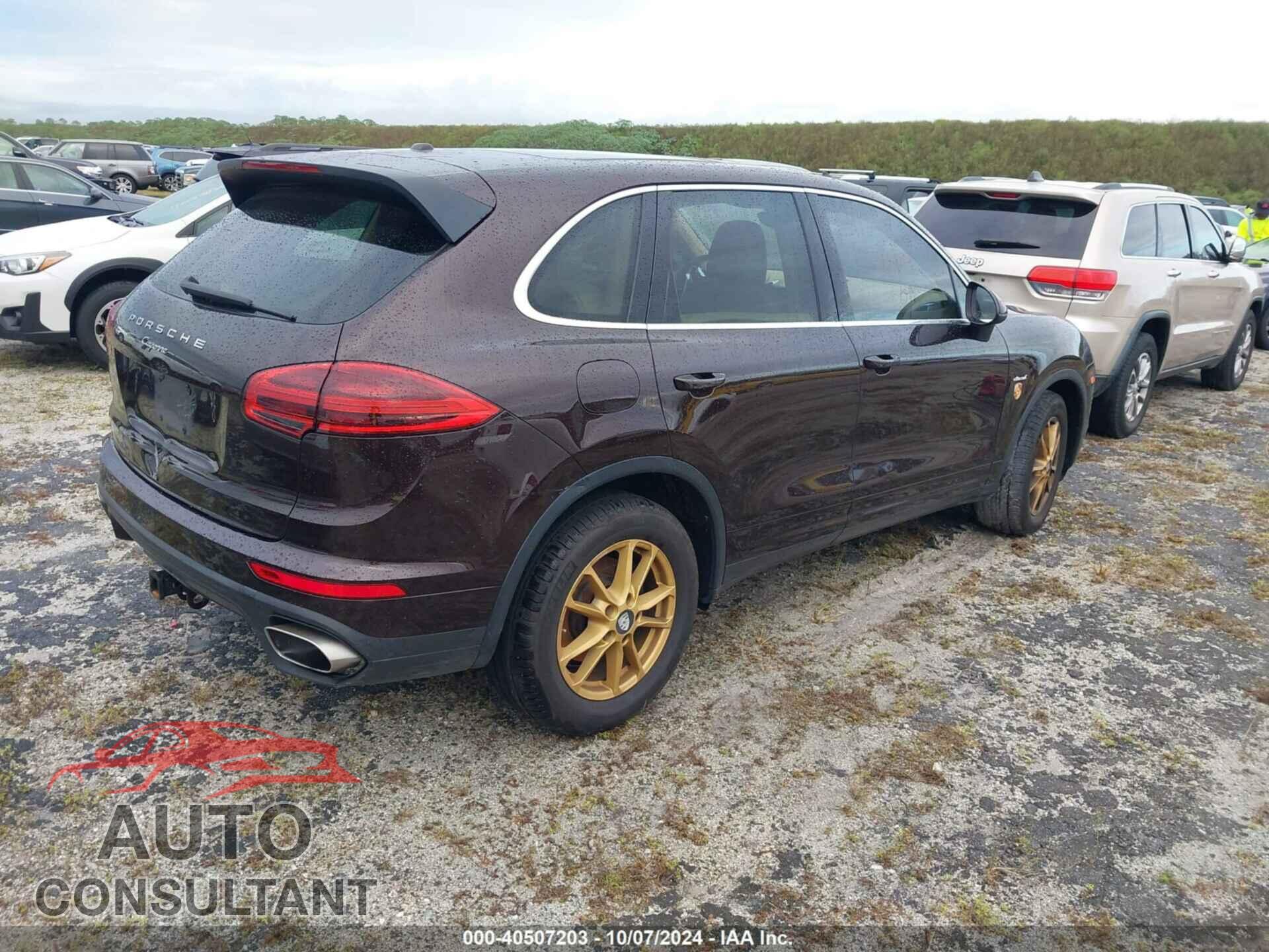 PORSCHE CAYENNE 2016 - WP1AF2A21GKA40440