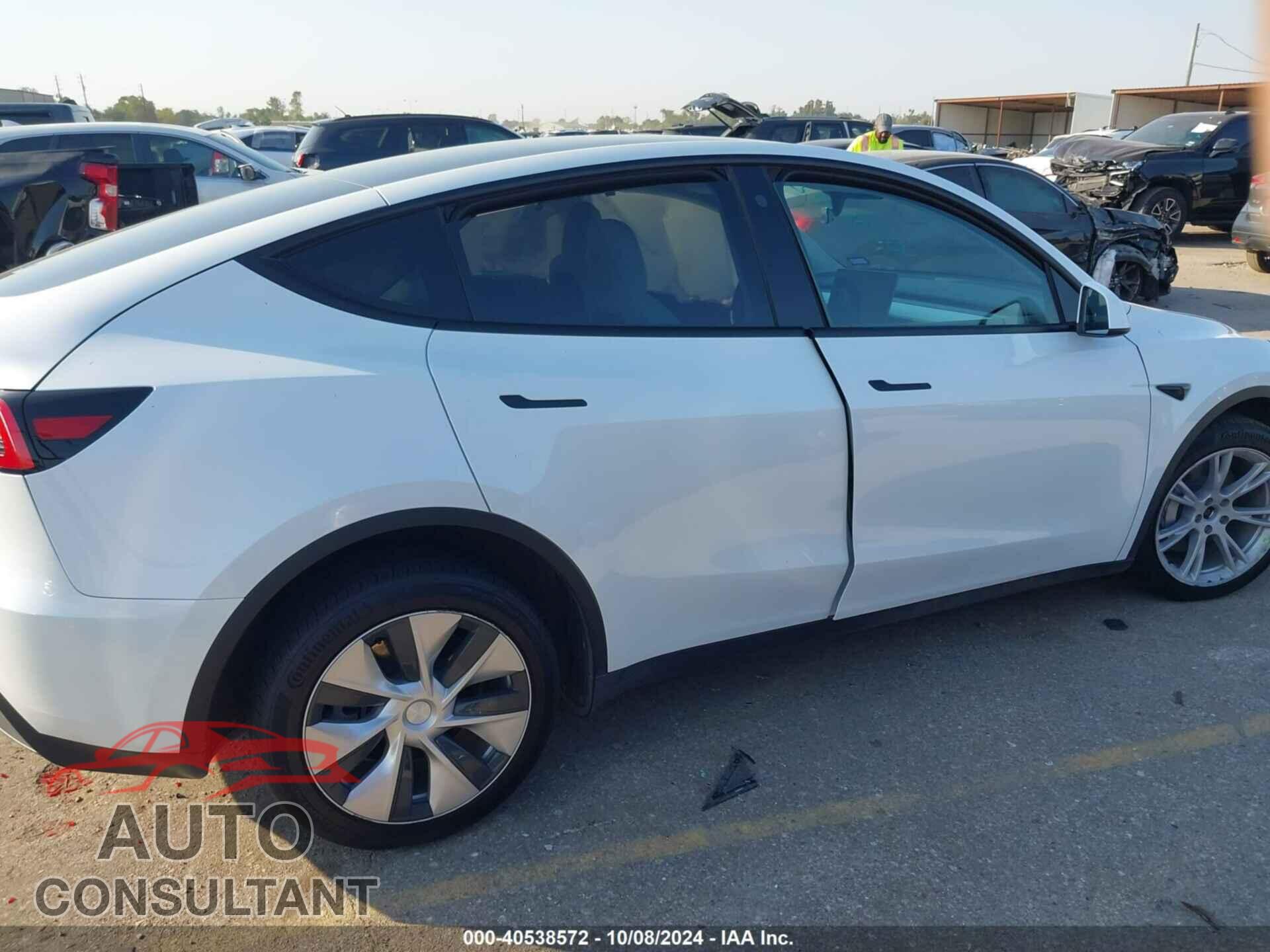 TESLA MODEL Y 2023 - 7SAYGDEEXPF619133