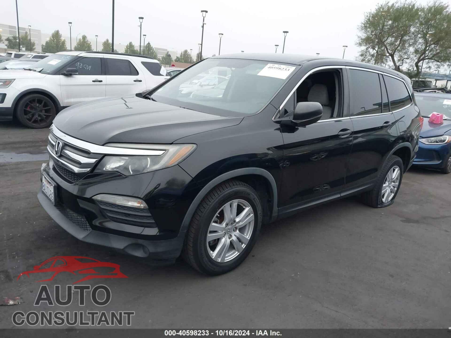 HONDA PILOT 2017 - 5FNYF5H15HB035917