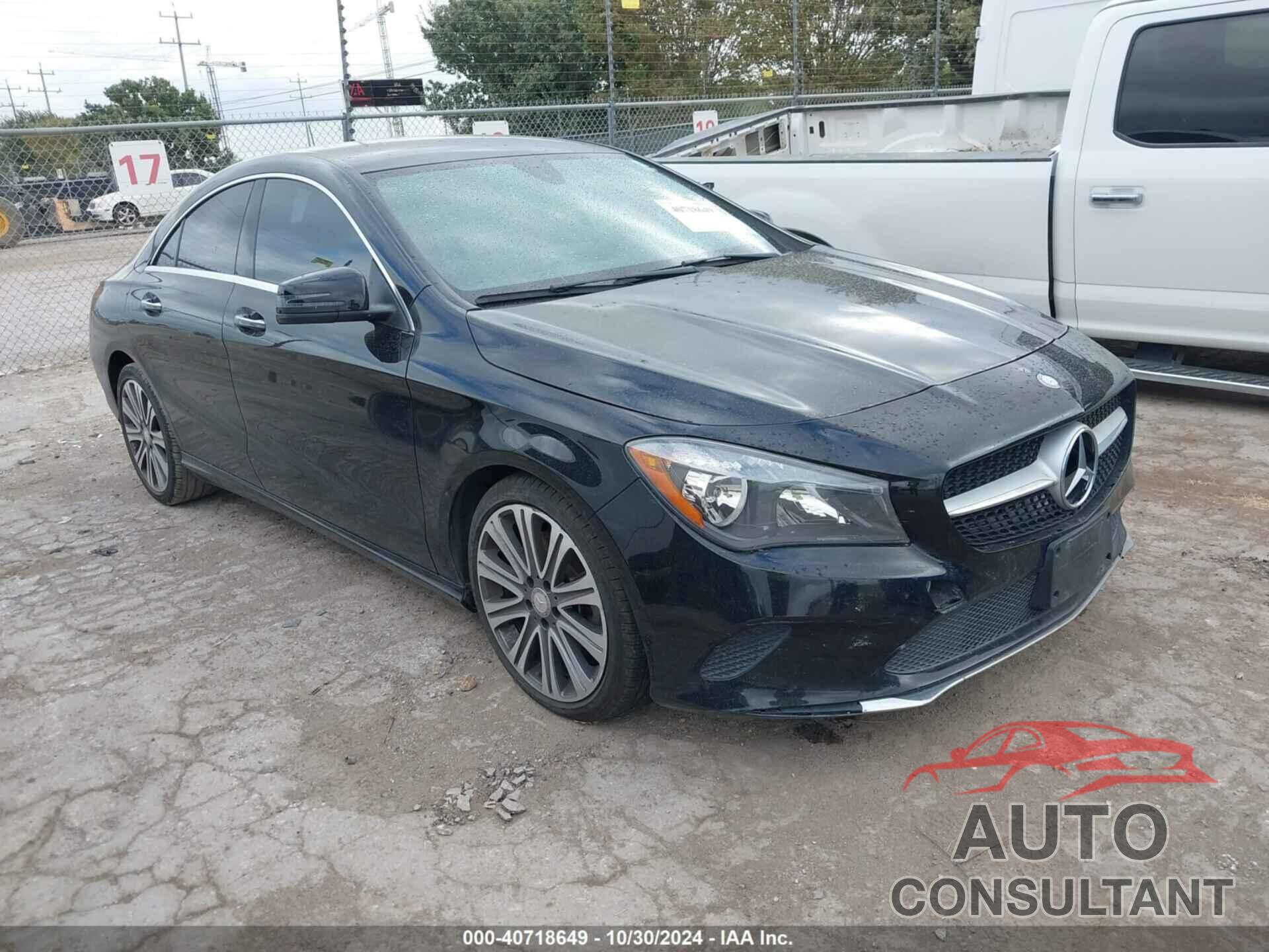 MERCEDES-BENZ CLA 250 2017 - WDDSJ4EB7HN436873