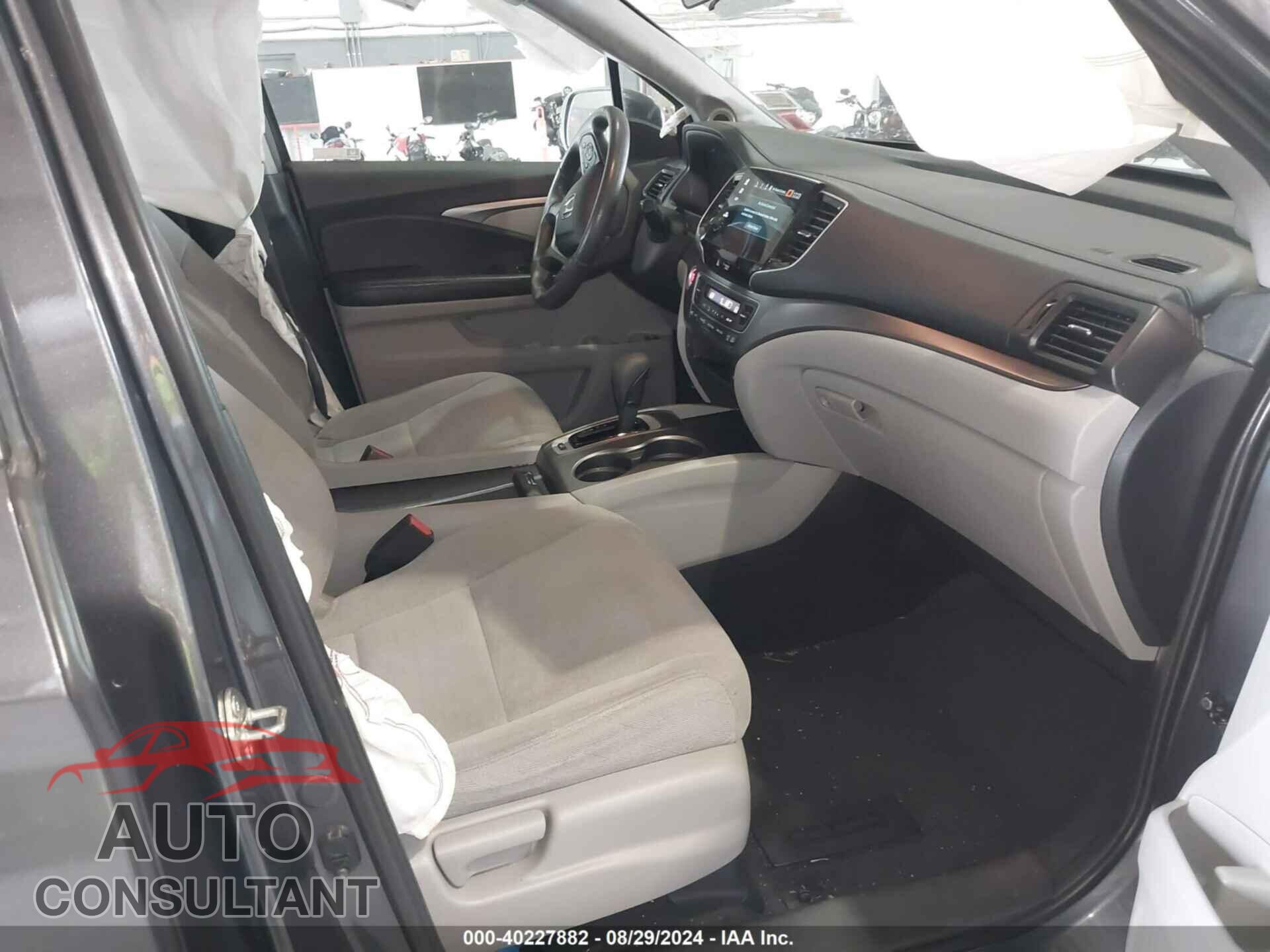 HONDA PILOT 2019 - 5FNYF6H33KB084080