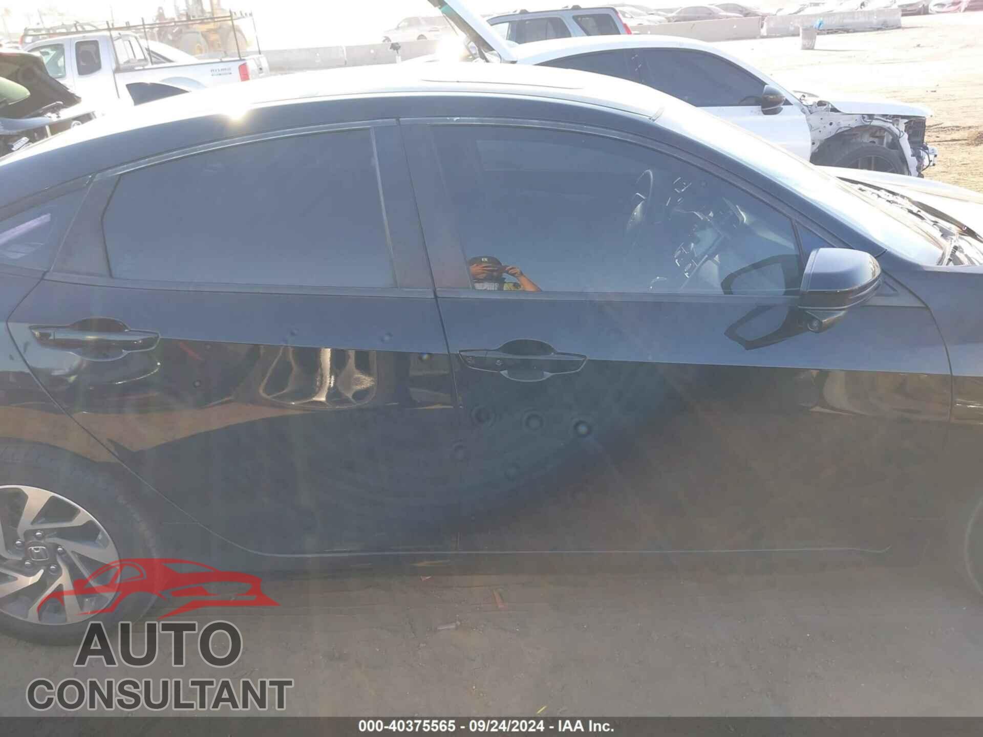 HONDA CIVIC 2017 - 2HGFC2F75HH519233
