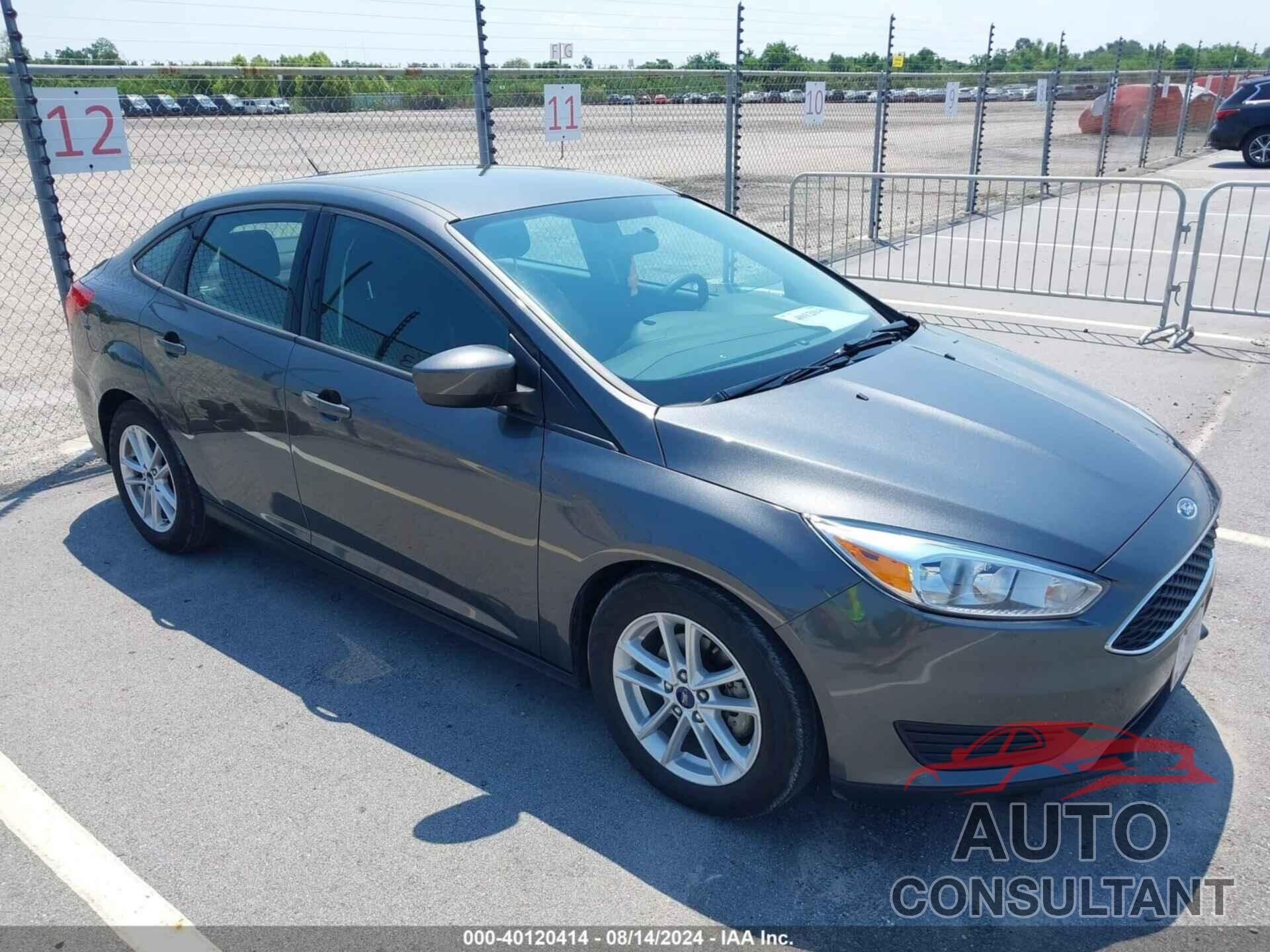 FORD FOCUS 2018 - 1FADP3F22JL327951