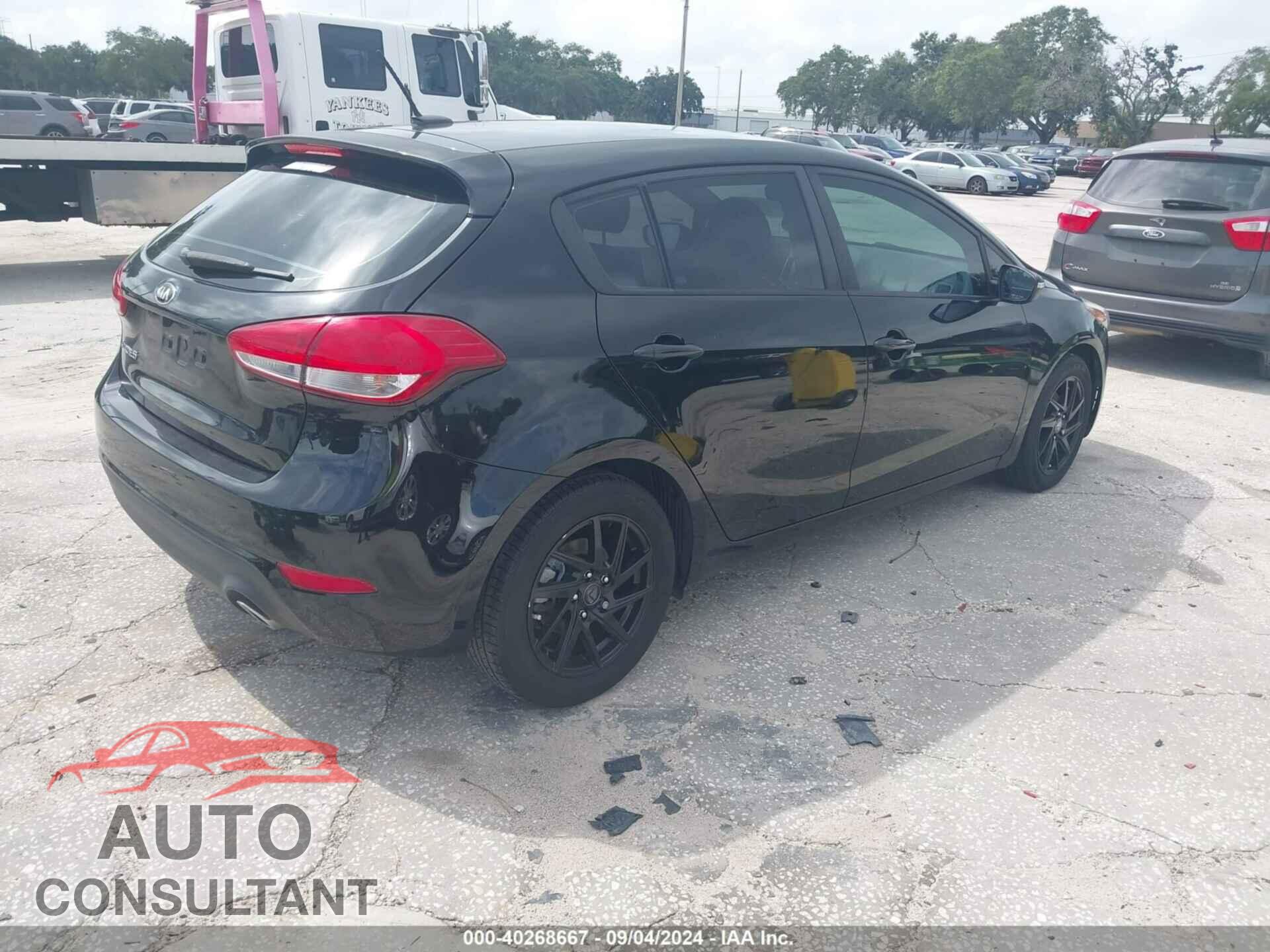 KIA FORTE 2017 - KNAFK5A80H5679981