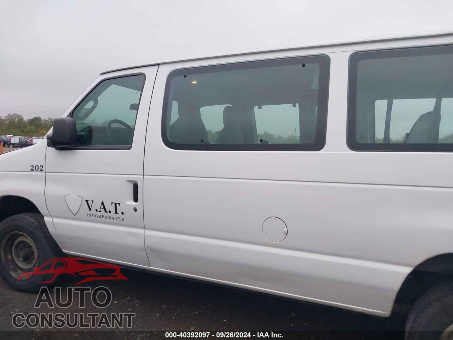 FORD E-350 SUPER DUTY 2013 - 1FBNE3BL7DDA01035
