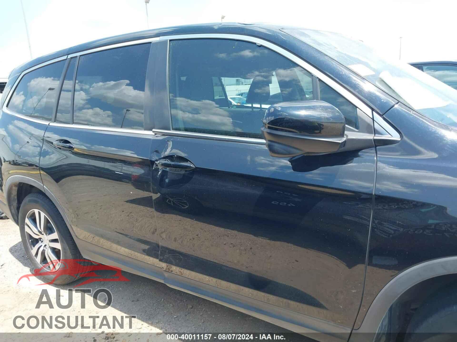 HONDA PILOT 2017 - 5FNYF5H35HB005026