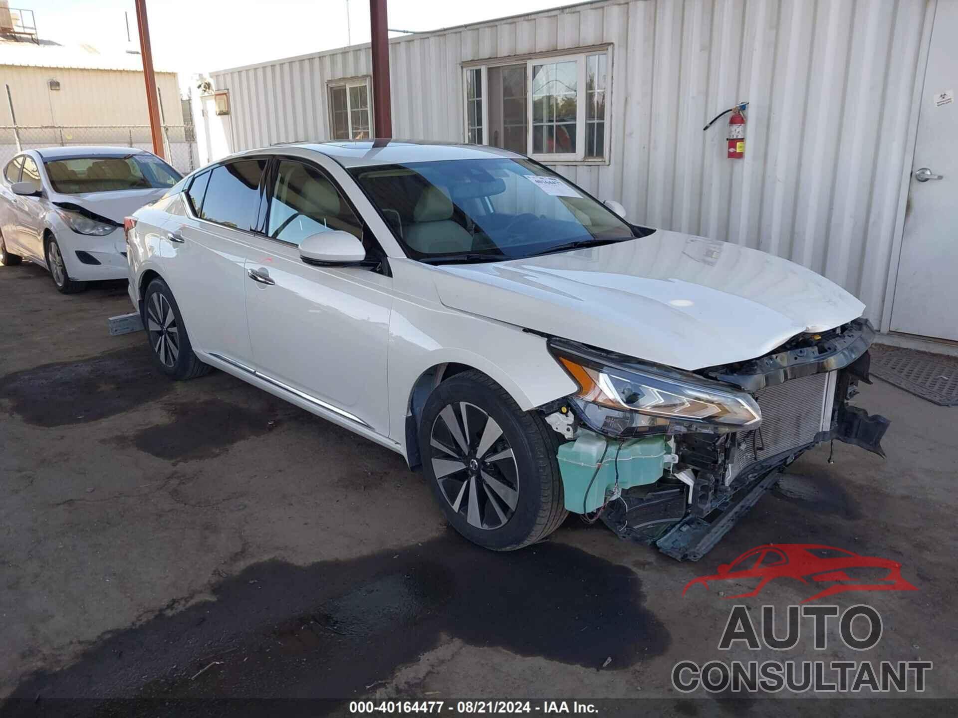 NISSAN ALTIMA 2019 - 1N4BL4DV8KC116700