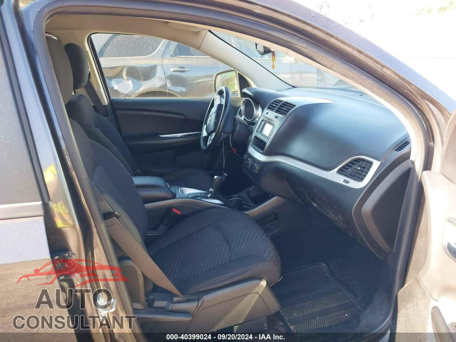 DODGE JOURNEY 2017 - 3C4PDCBG2HT582048