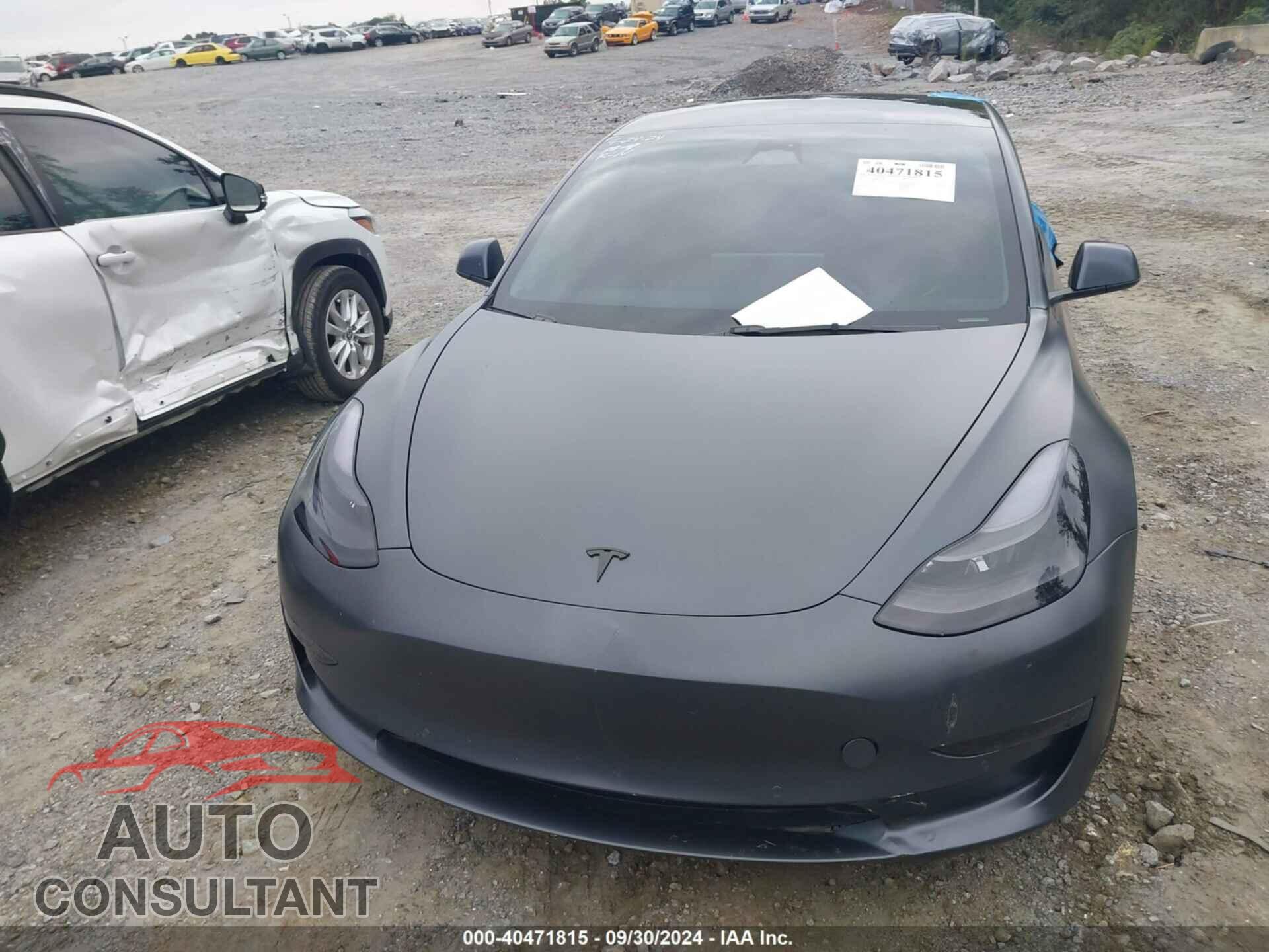 TESLA MODEL 3 2022 - 5YJ3E1EB8NF271900