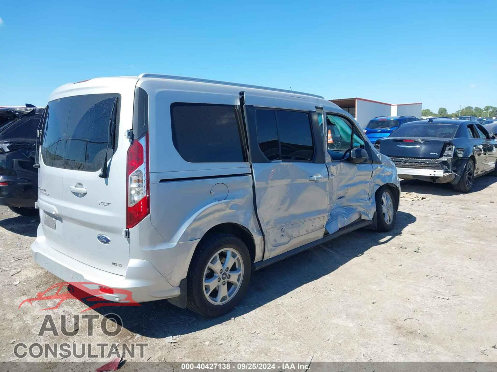 FORD TRANSIT CONNECT 2017 - NM0GS9F73H1317176