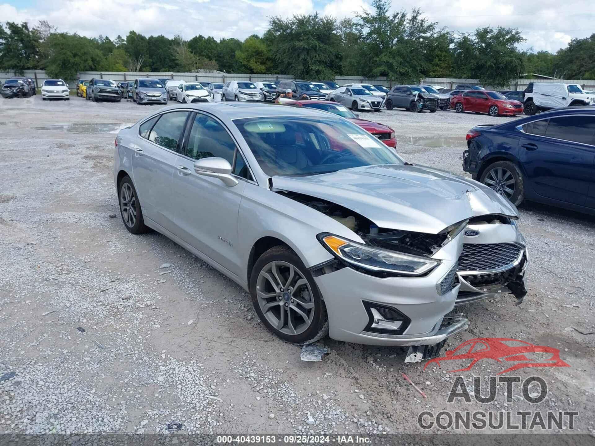 FORD FUSION HYBRID 2019 - 3FA6P0RU7KR116882