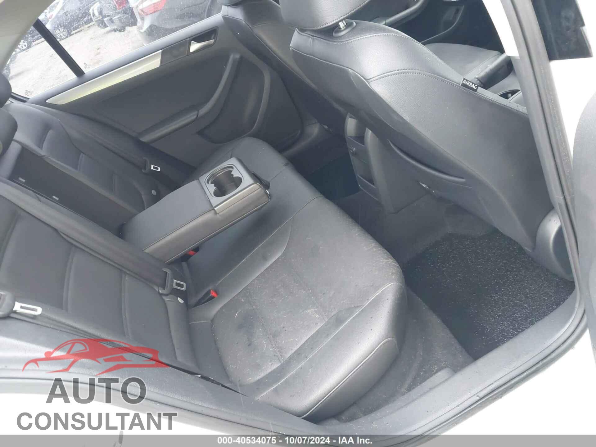 VOLKSWAGEN JETTA 2017 - 3VWDB7AJ7HM301849