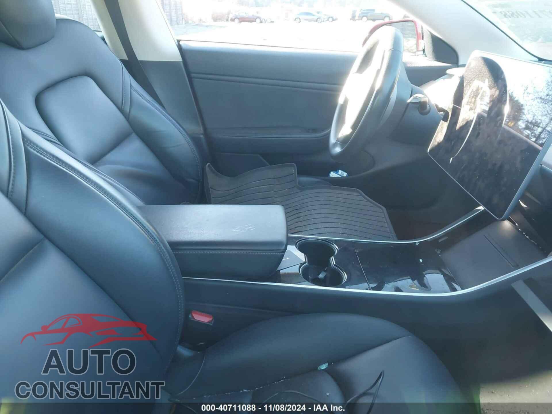 TESLA MODEL 3 2018 - 5YJ3E1EB1JF114817