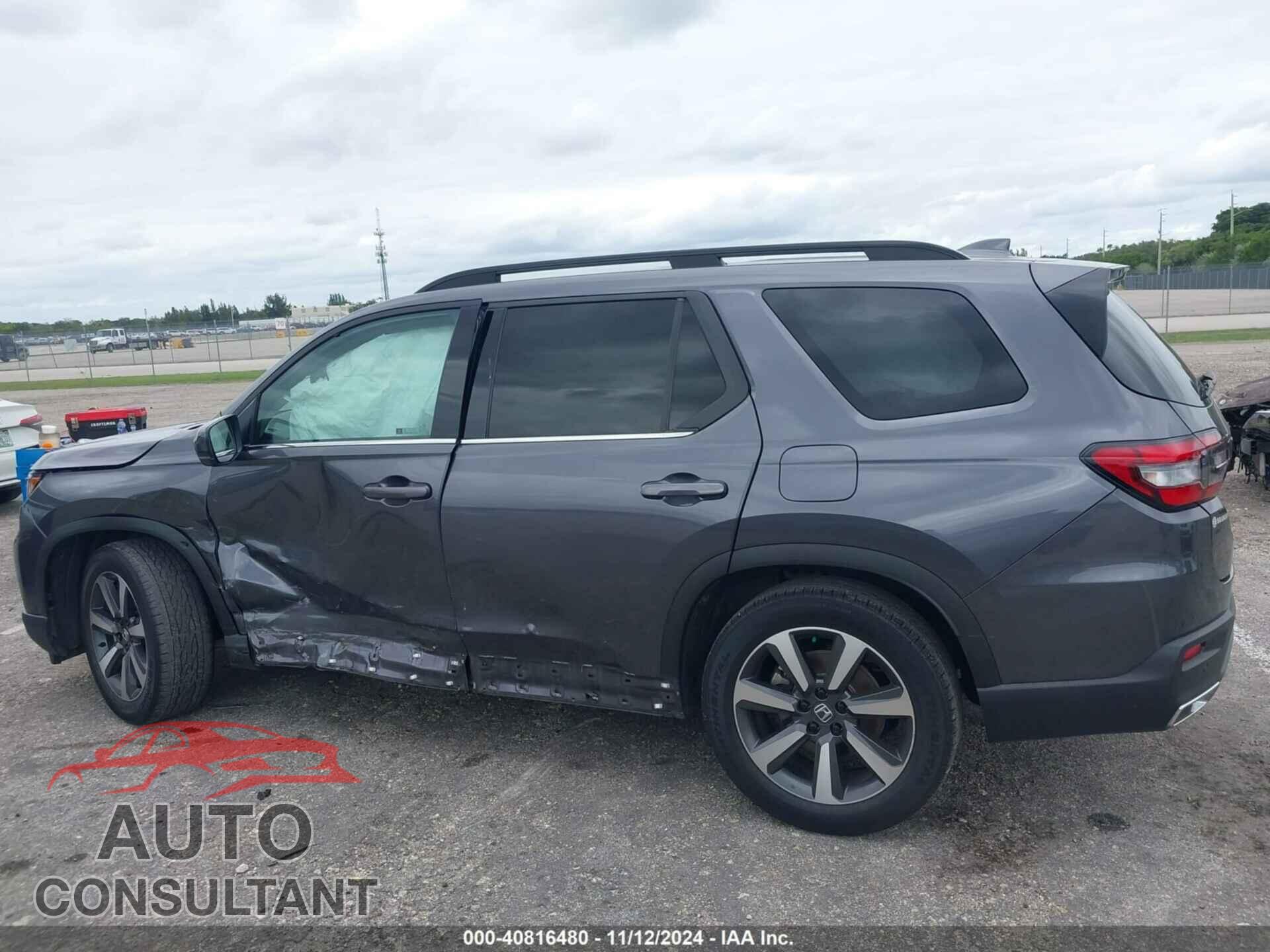 HONDA PILOT 2023 - 5FNYG2H76PB008790