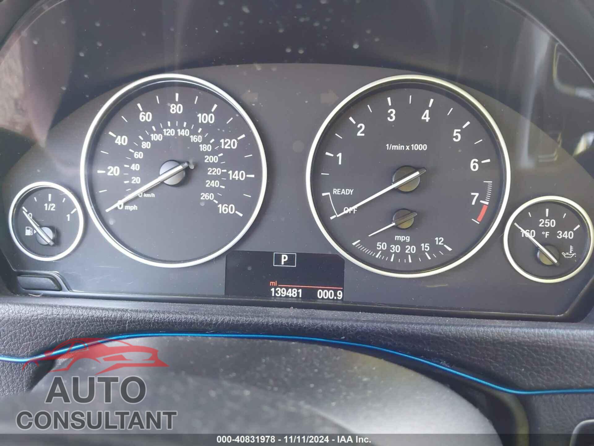 BMW 320I 2016 - WBA8E1G58GNU10177