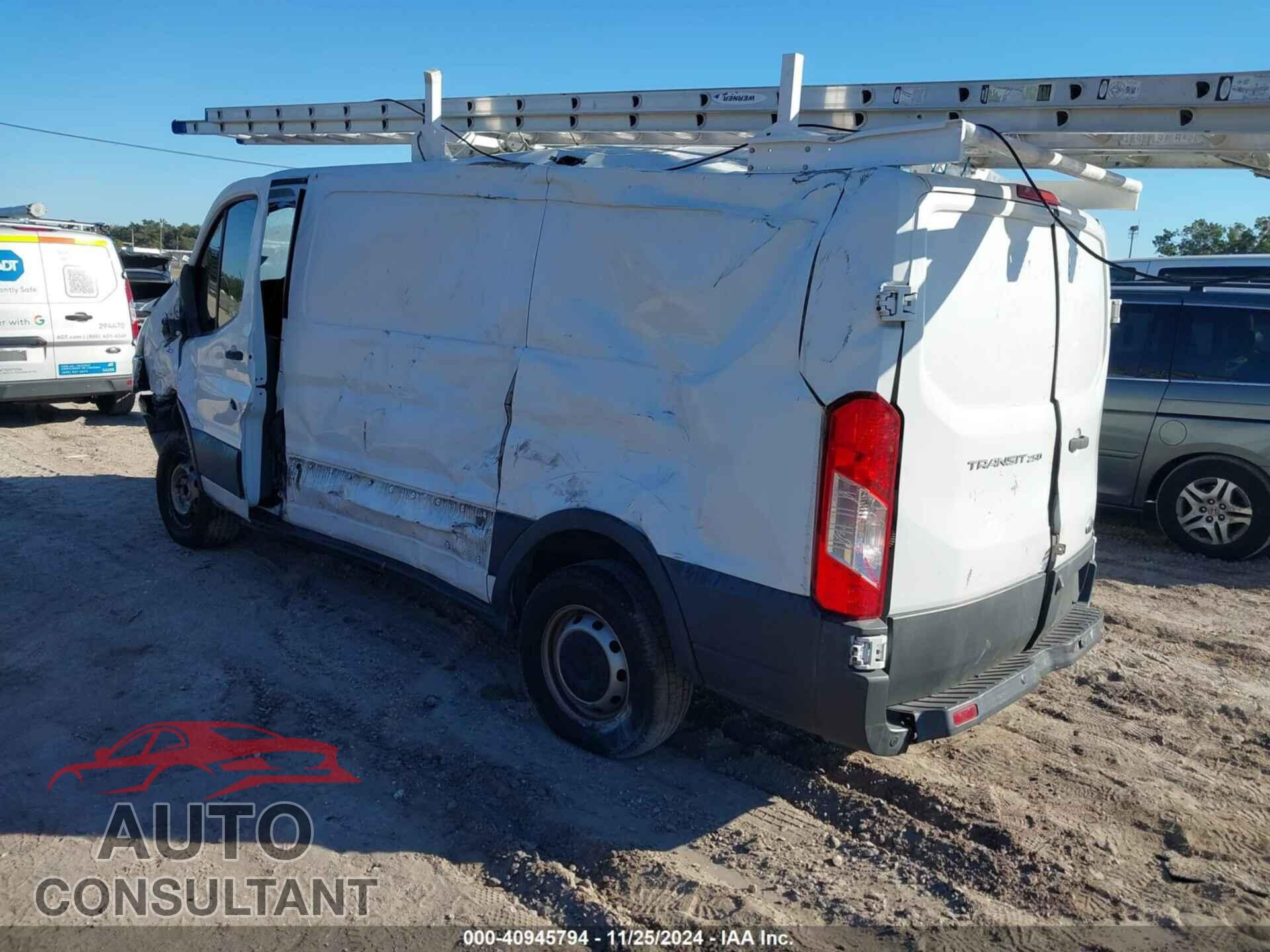 FORD TRANSIT-250 2016 - 1FTYR1YM7GKA96827