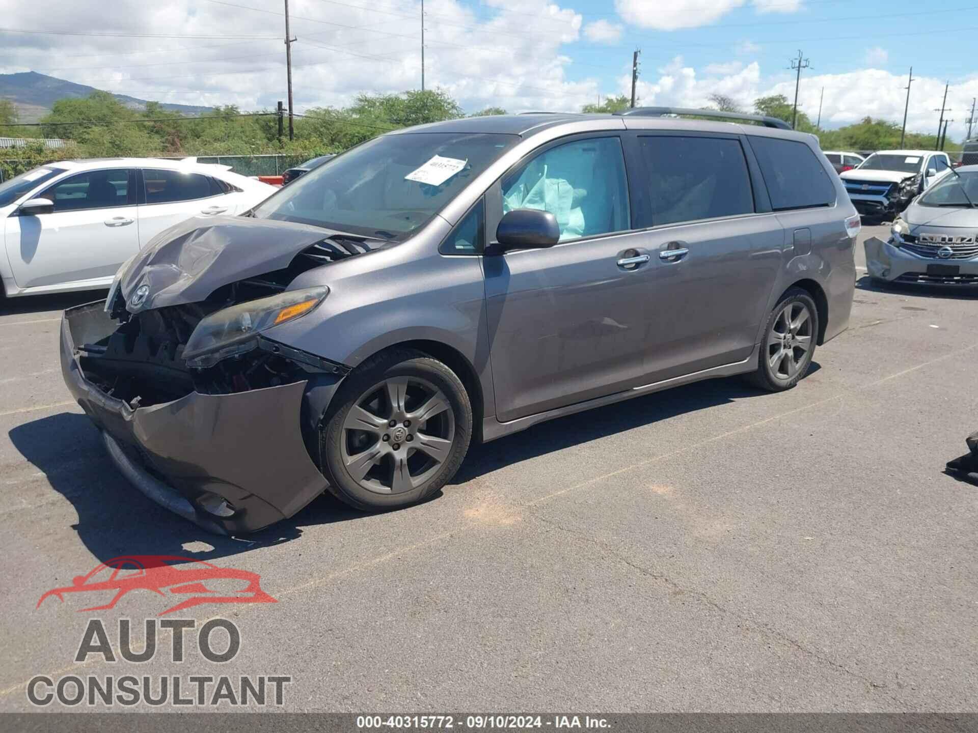 TOYOTA SIENNA 2017 - 5TDXZ3DC2HS839263