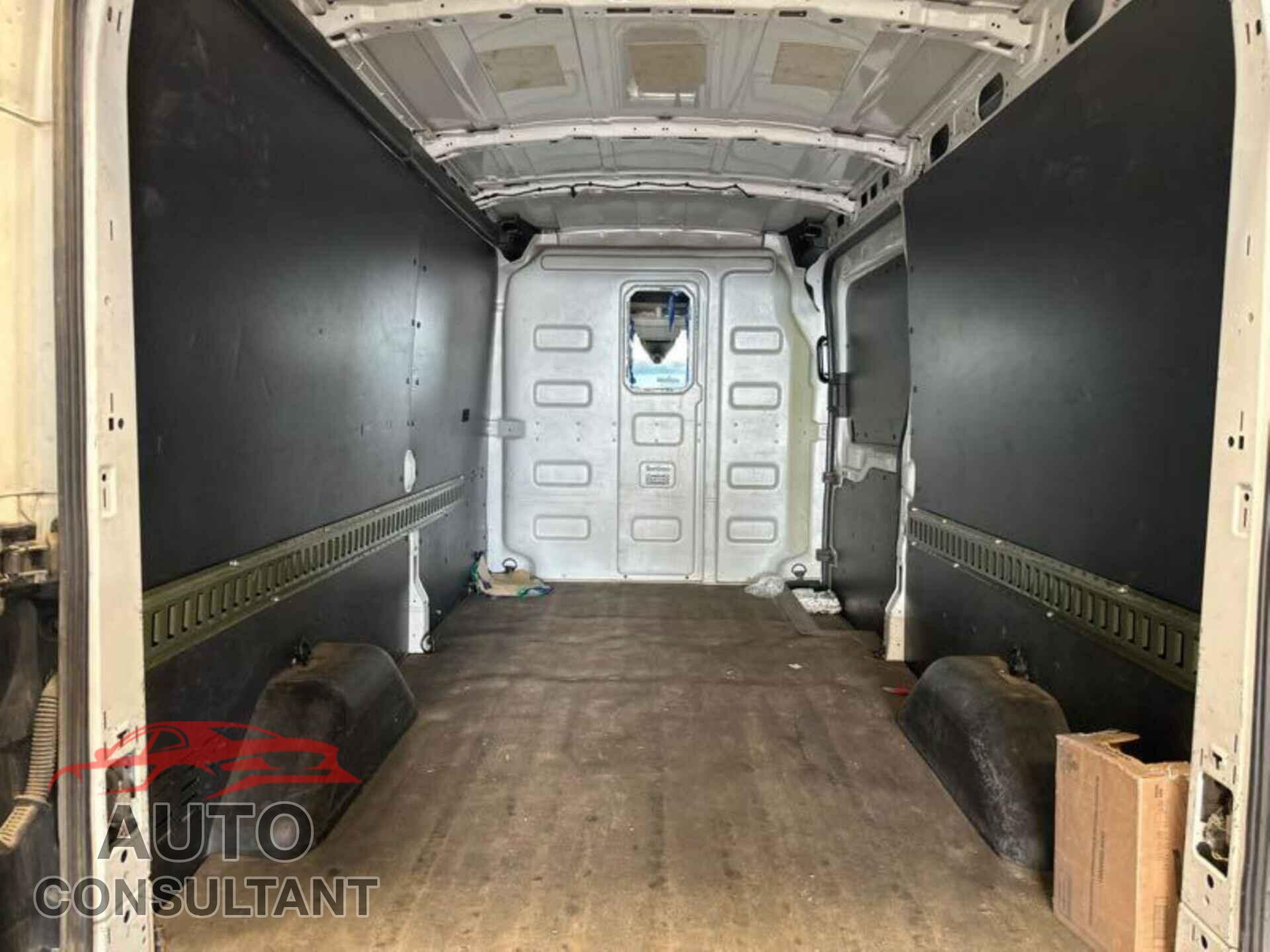 FORD TRANSIT 2016 - 1FTYR2CG1GKB26010
