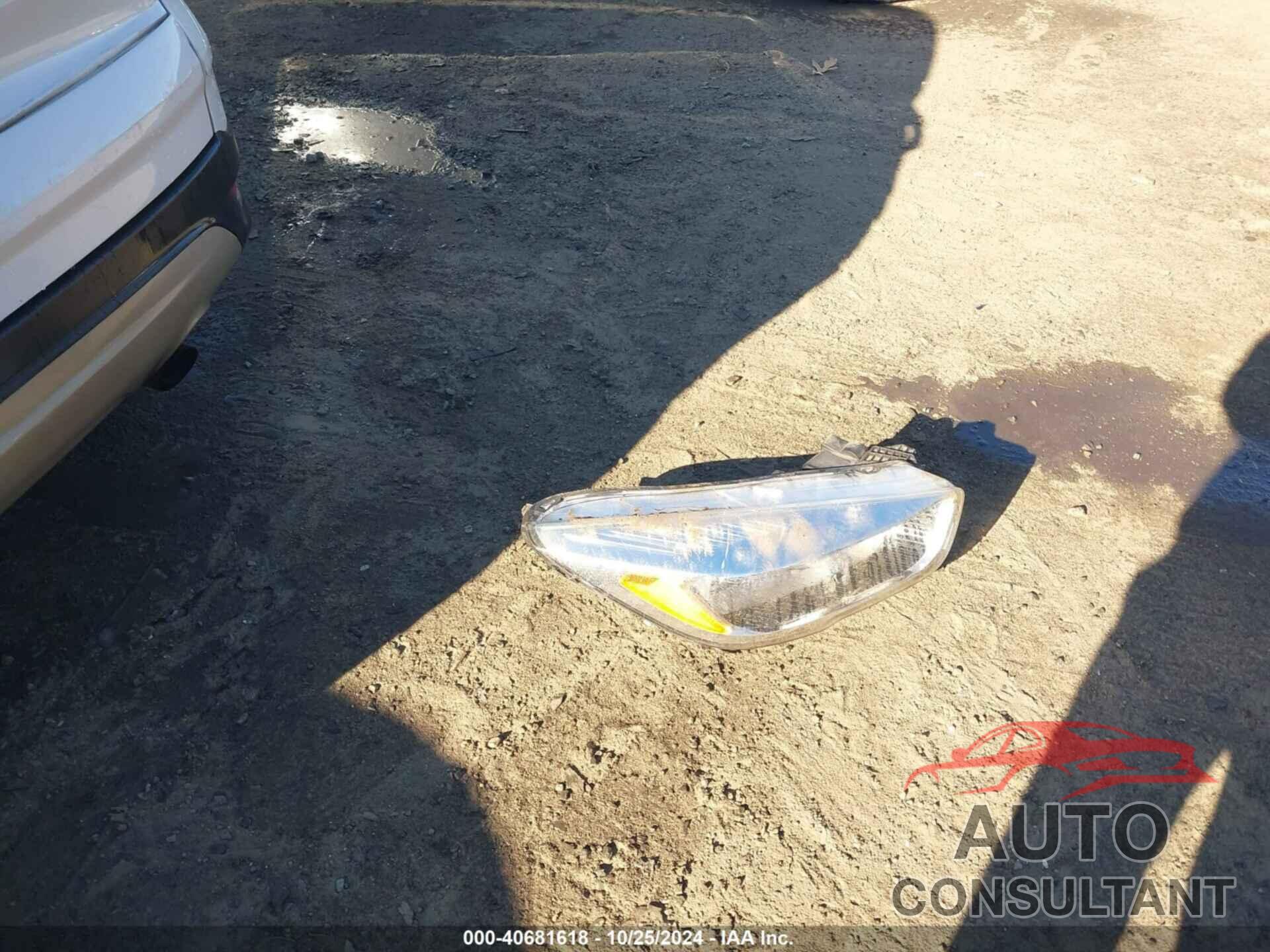 FORD ESCAPE 2018 - 1FMCU0GD3JUB16910