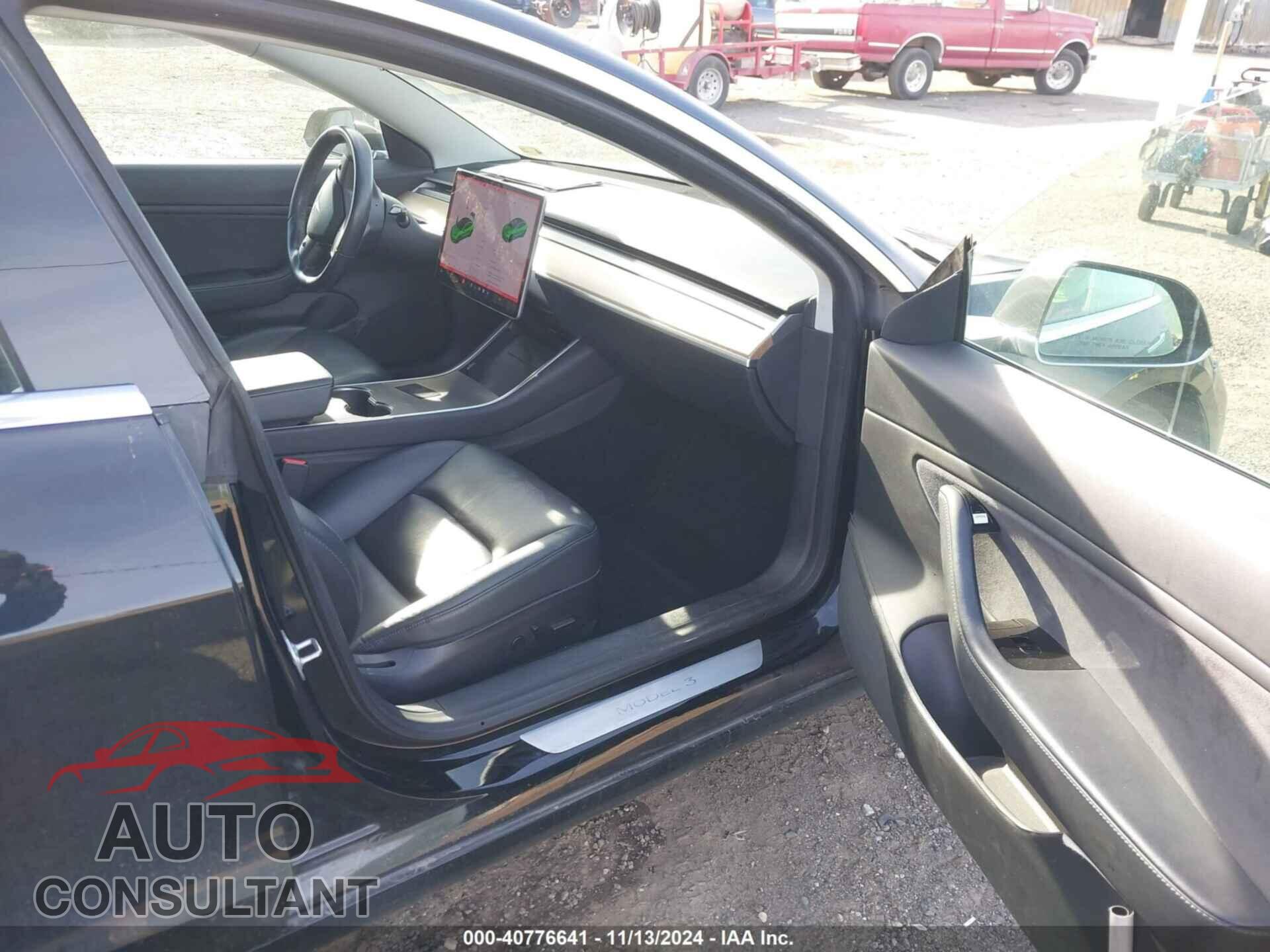 TESLA MODEL 3 2018 - 5YJ3E1EB9JF129744