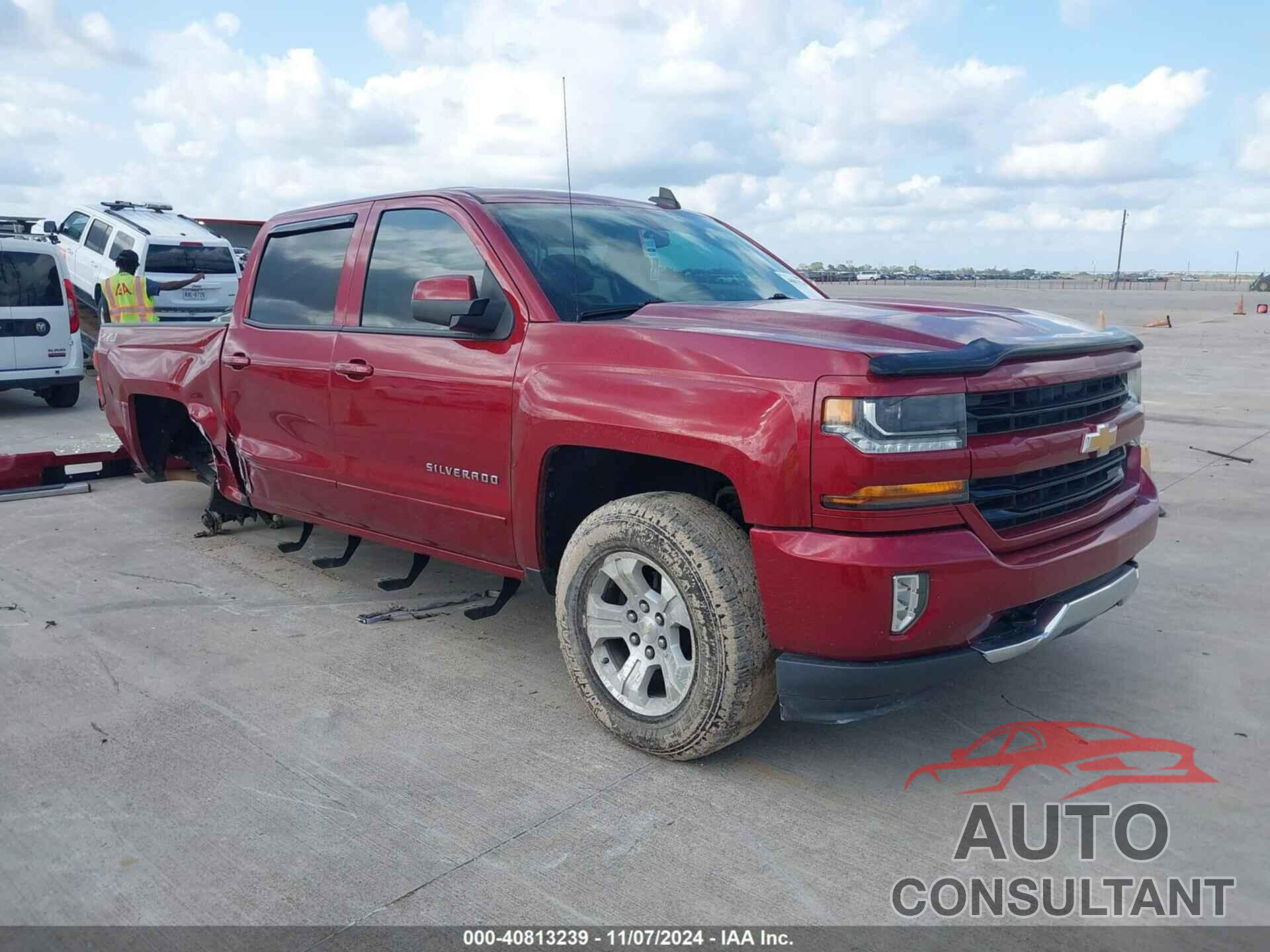 CHEVROLET SILVERADO 1500 2018 - 3GCUKREC3JG204212
