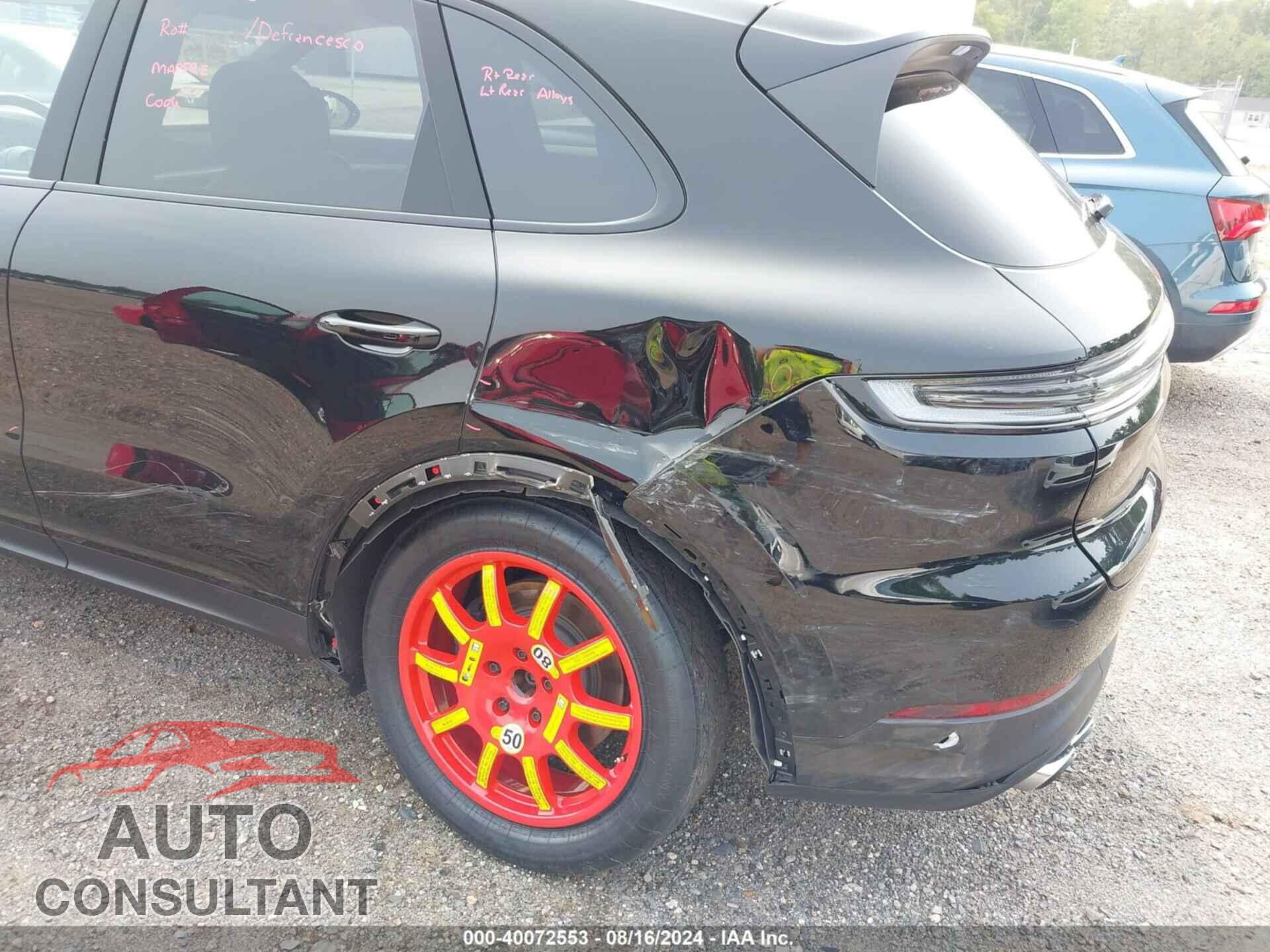PORSCHE CAYENNE 2024 - WP1AA2AY4RDA04199
