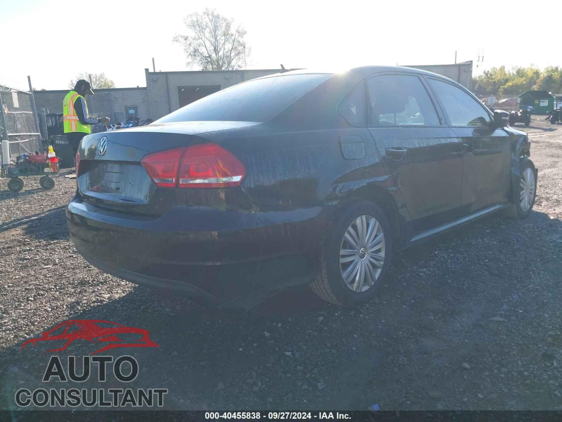 VOLKSWAGEN PASSAT 2014 - 1VWAP7A39EC021451