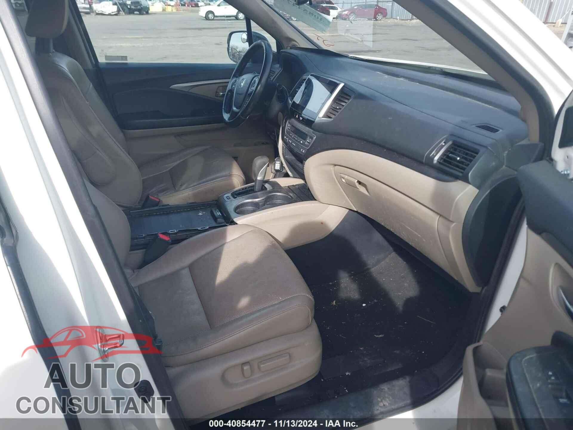HONDA RIDGELINE 2018 - 5FPYK3F65JB014304