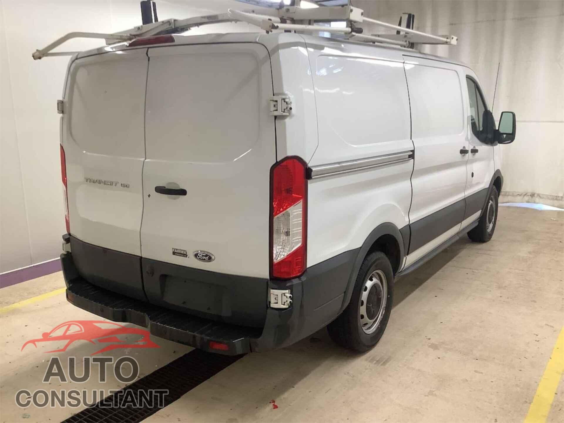 FORD TRANSIT-150 2017 - 1FTYE1YM9HKA68069