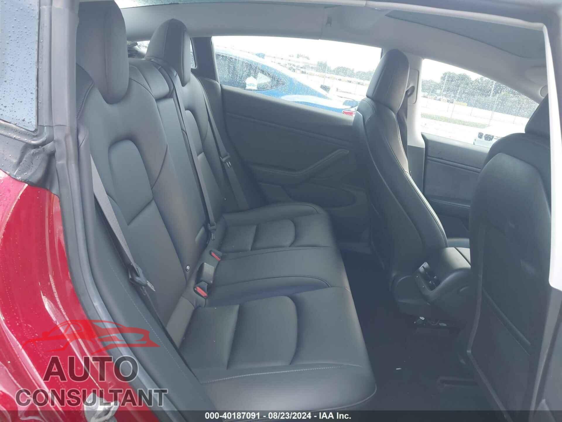 TESLA MODEL 3 2018 - 5YJ3E1EA8JF019372