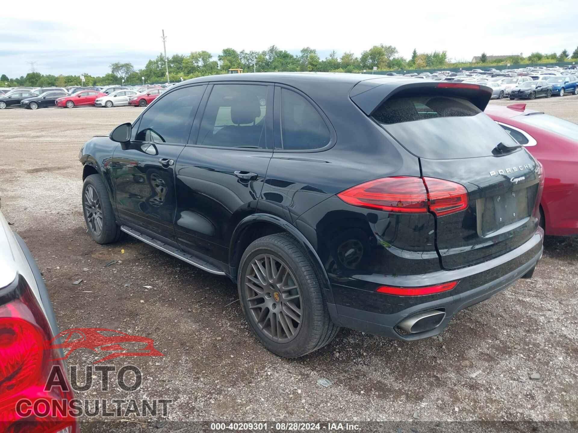 PORSCHE CAYENNE 2017 - WP1AA2A26HKA84496