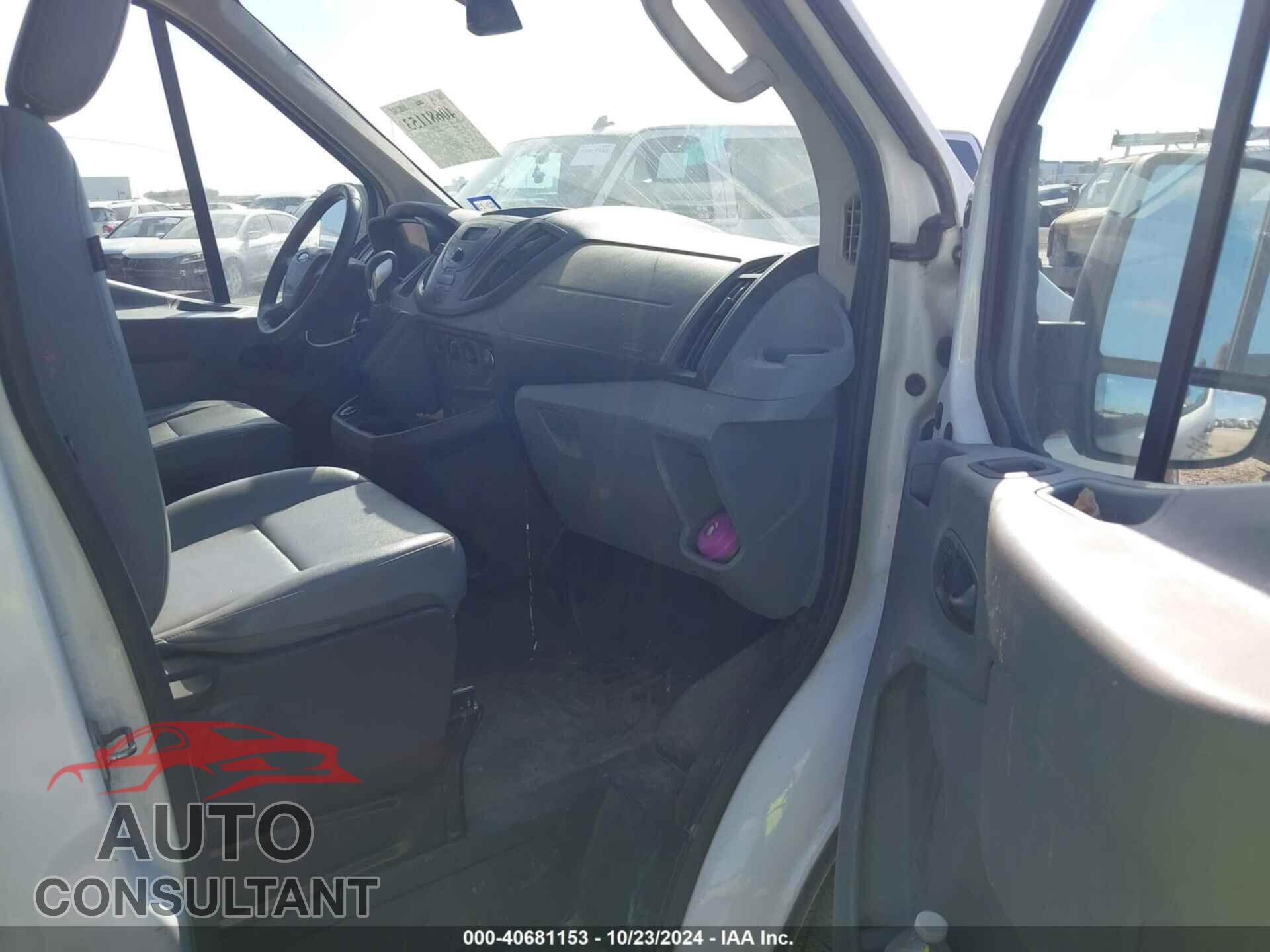 FORD TRANSIT-250 2017 - 1FTYR2XM5HKB04447