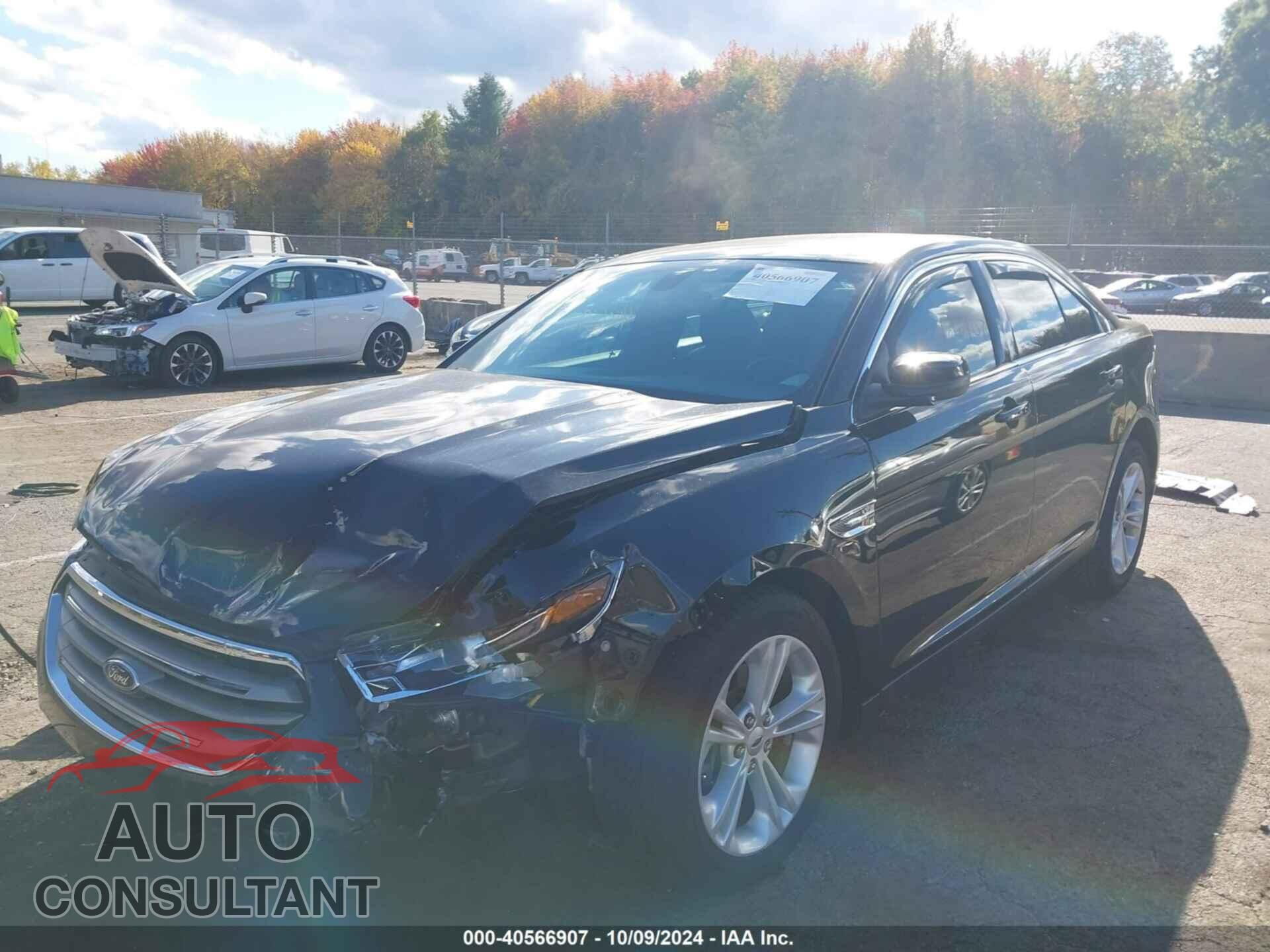 FORD TAURUS 2018 - 1FAHP2H80JG110775