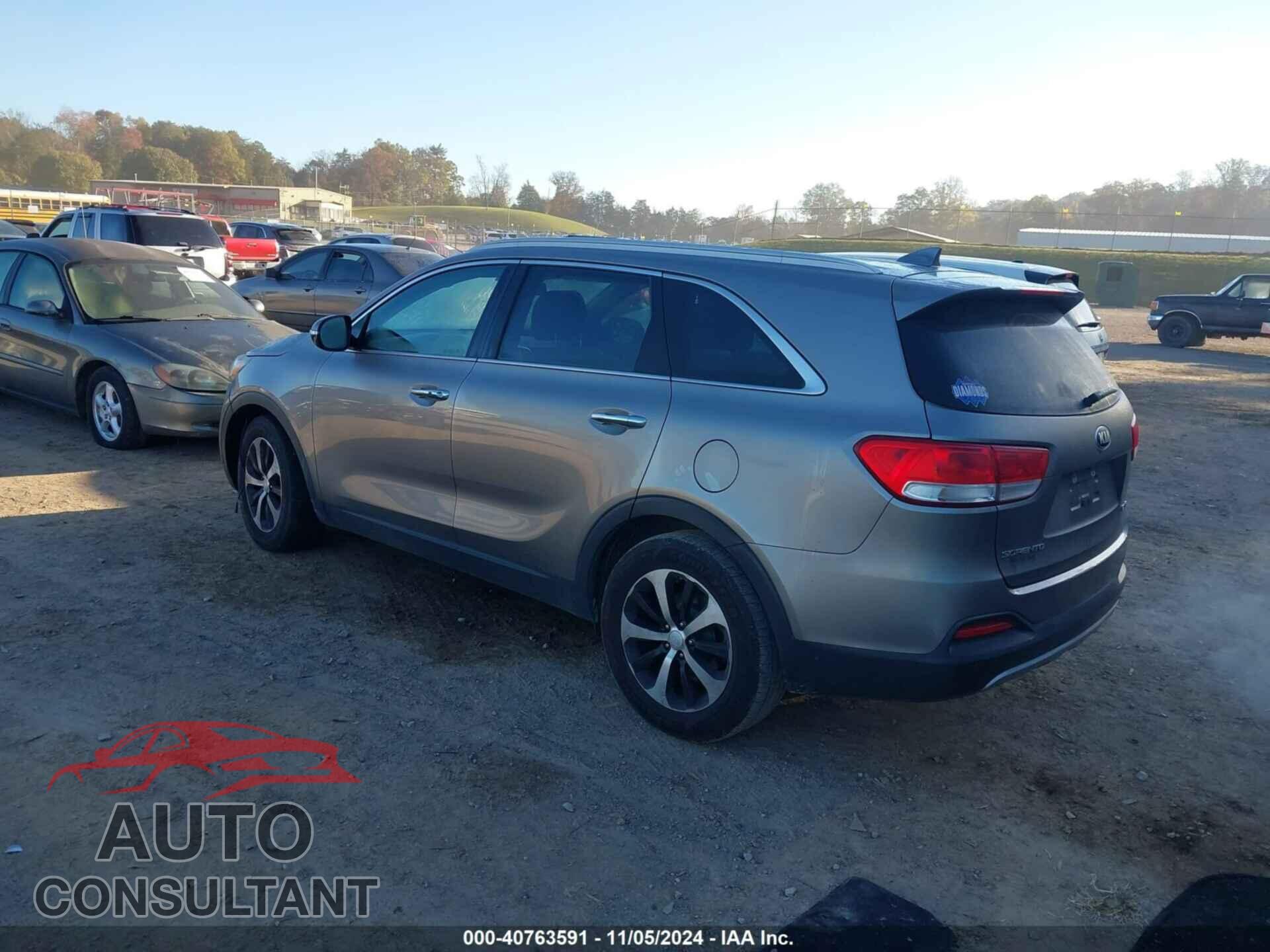 KIA SORENTO 2017 - 5XYPH4A59HG202026