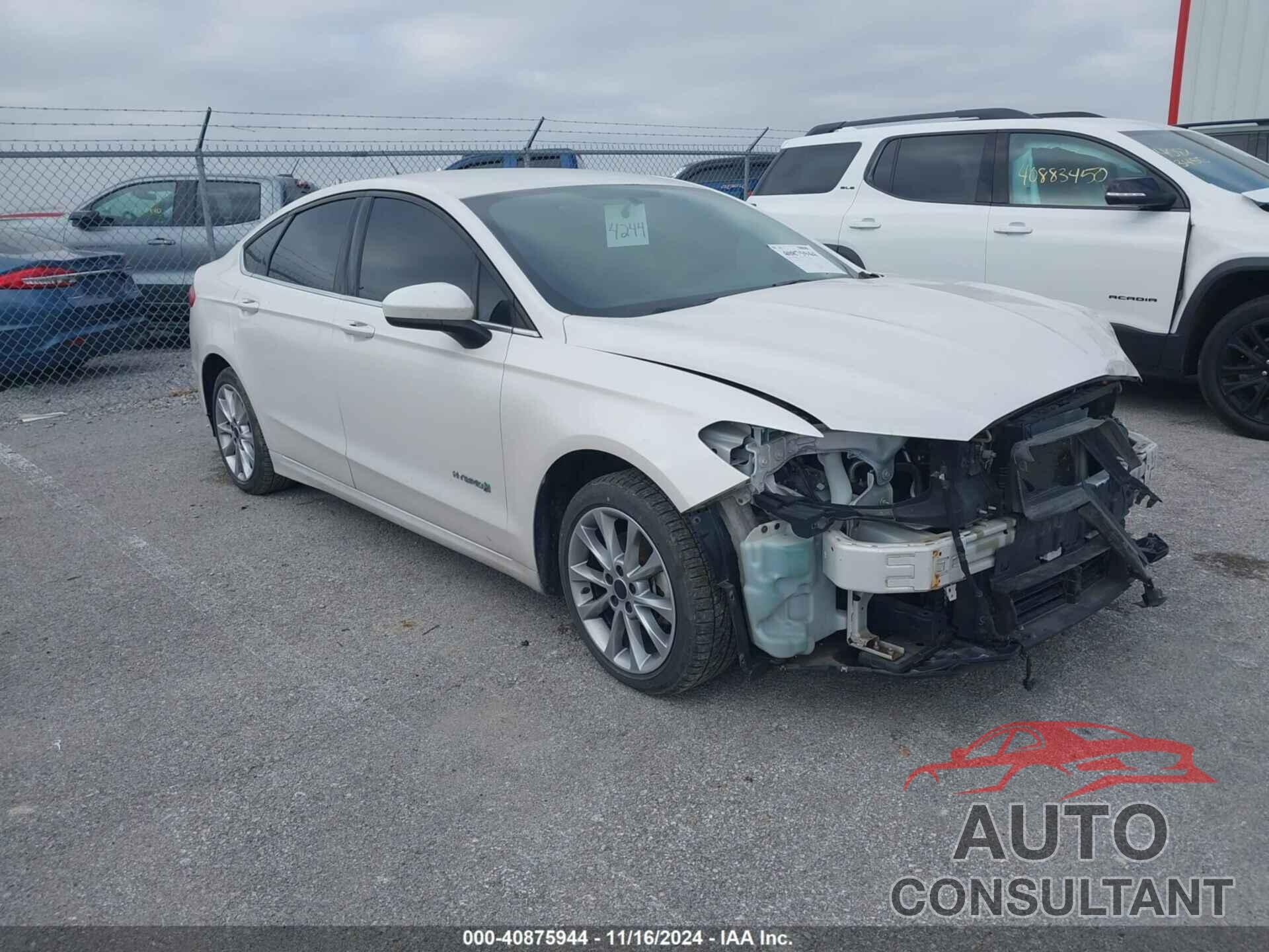 FORD FUSION 2017 - 3FA6P0LU0HR264244