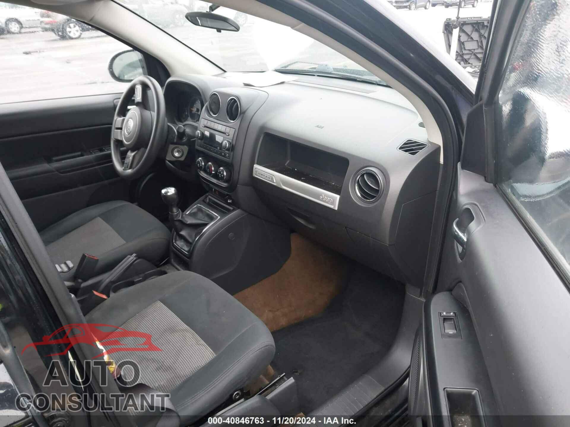 JEEP COMPASS 2014 - 1C4NJCBB5ED588027