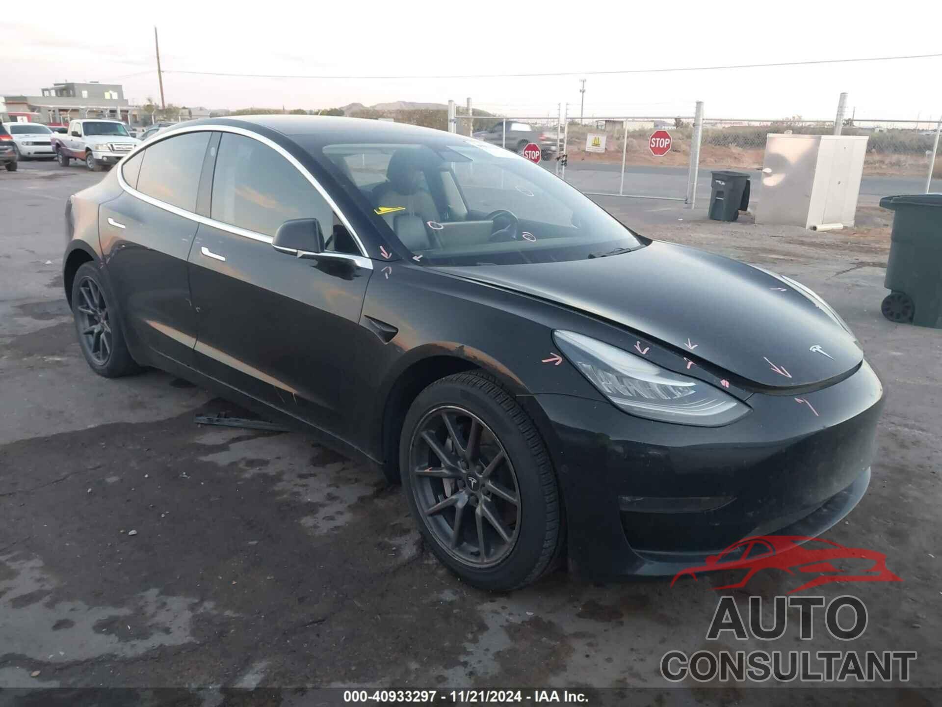 TESLA MODEL 3 2018 - 5YJ3E1EA3JF052196