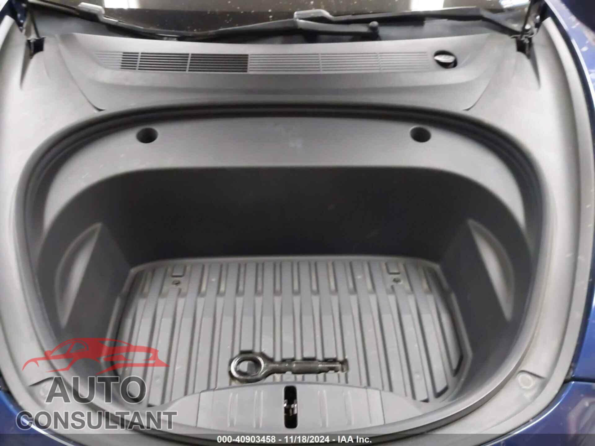 TESLA MODEL 3 2021 - 5YJ3E1EA0MF940179