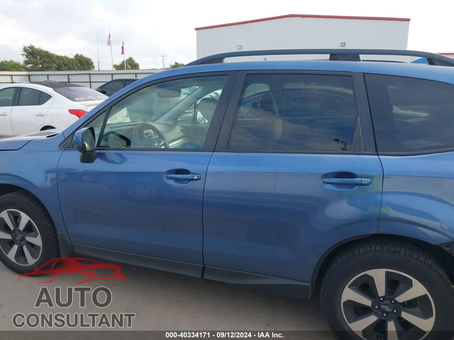 SUBARU FORESTER 2017 - JF2SJAEC1HH410335