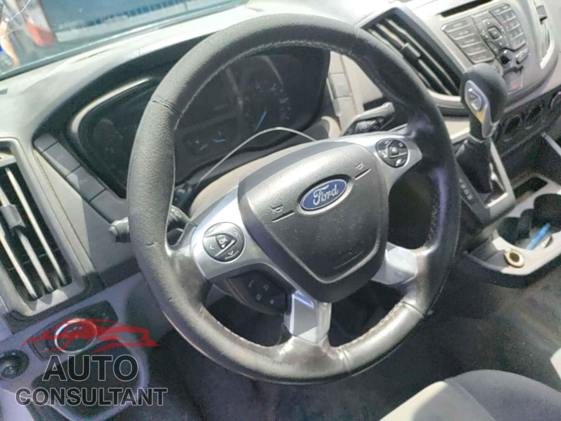 FORD TRANSIT 2018 - 1FTYR2YG7JKA14294