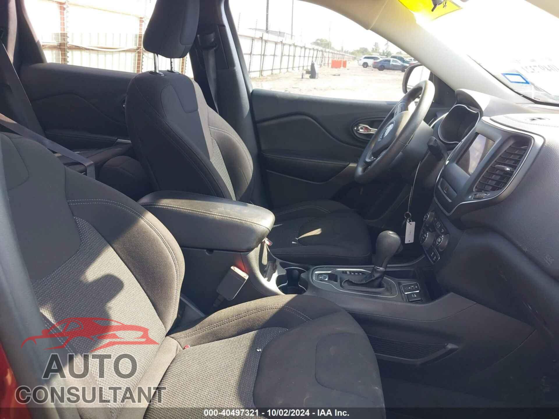 JEEP CHEROKEE 2019 - 1C4PJLCB8KD187610