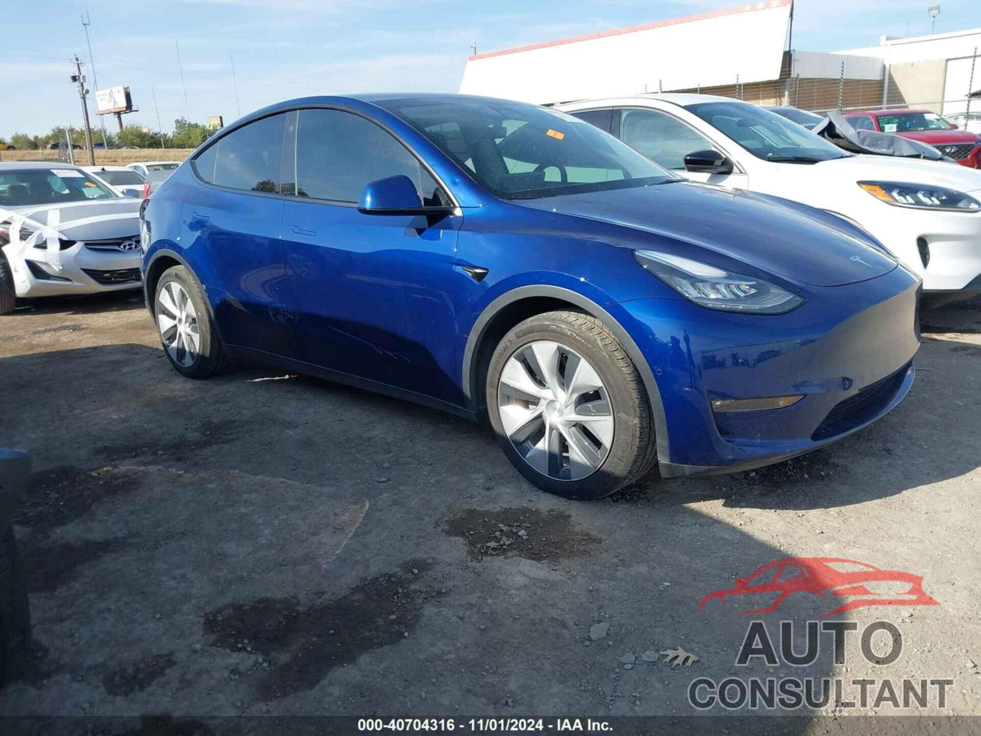 TESLA MODEL Y 2021 - 5YJYGAEE8MF193773